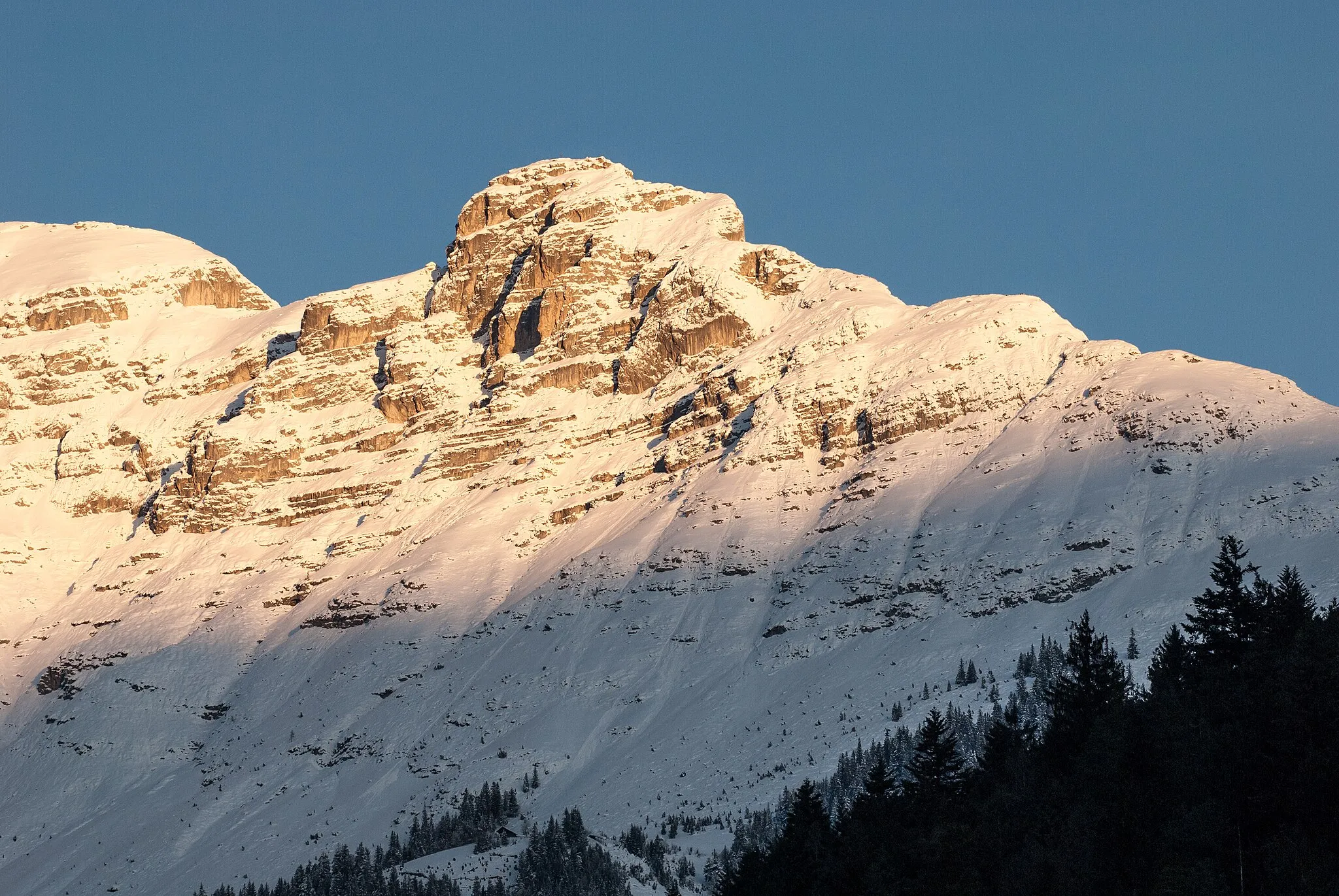 Photo showing: Der Hundskopf im Karwendel bei Sonnenaufgang