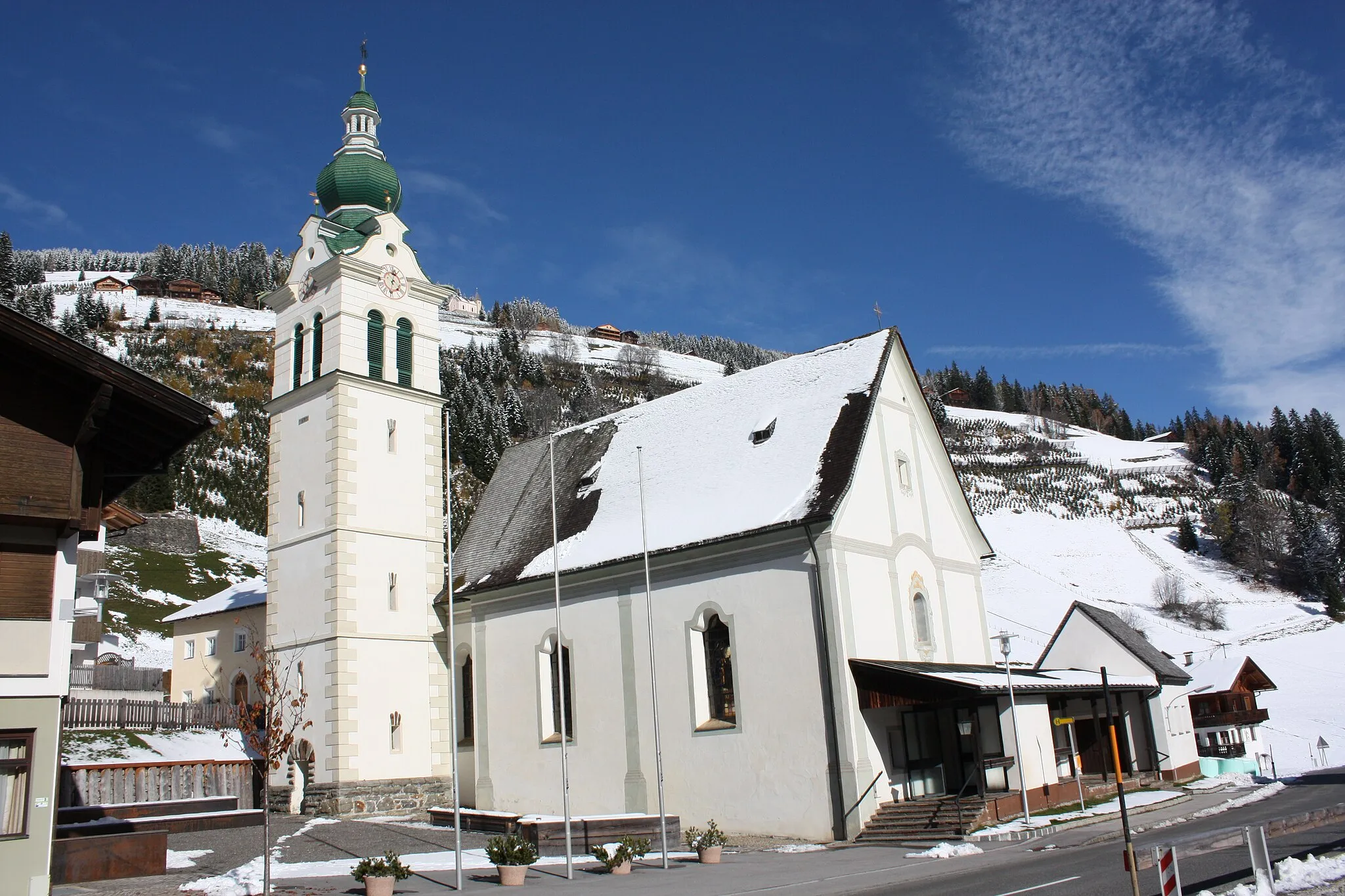 Photo showing: Kath. Pfarrkirche Hll. Florian, Ingenuin und Albuin