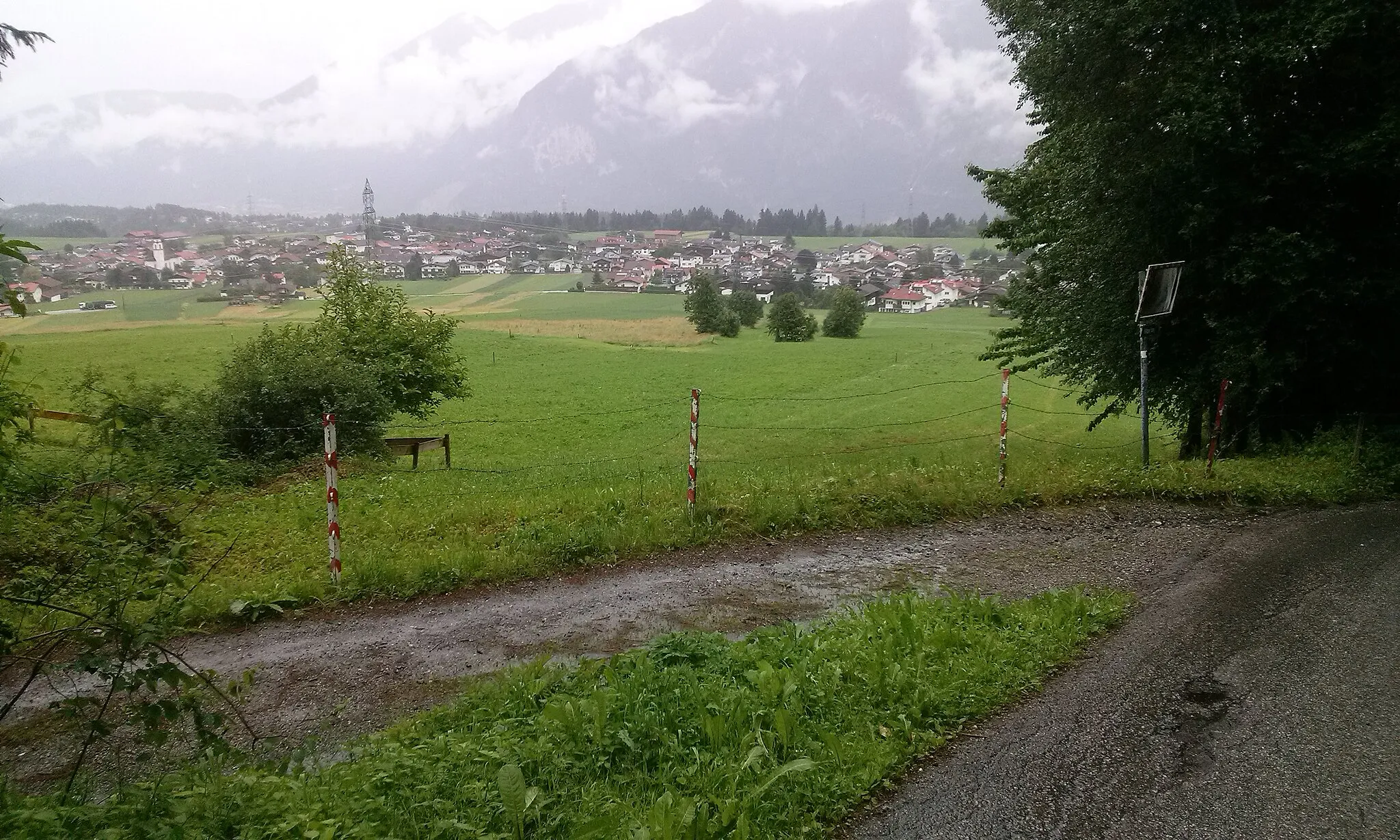 Photo showing: Blick vom Panoramaweg auf Götzens