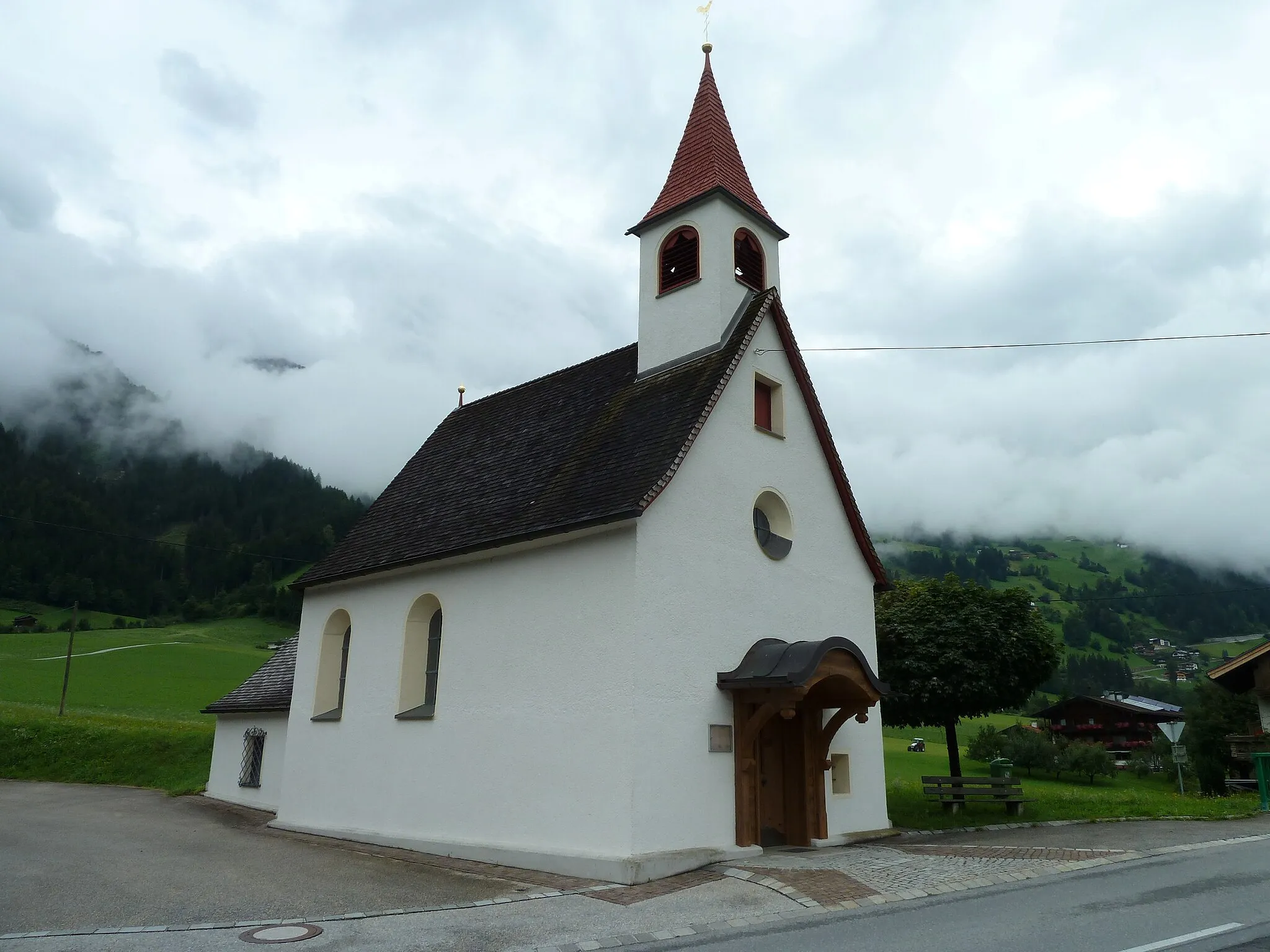 Photo showing: Kapelle Hl. Dreifaltigkeit in Hippach-Laimach