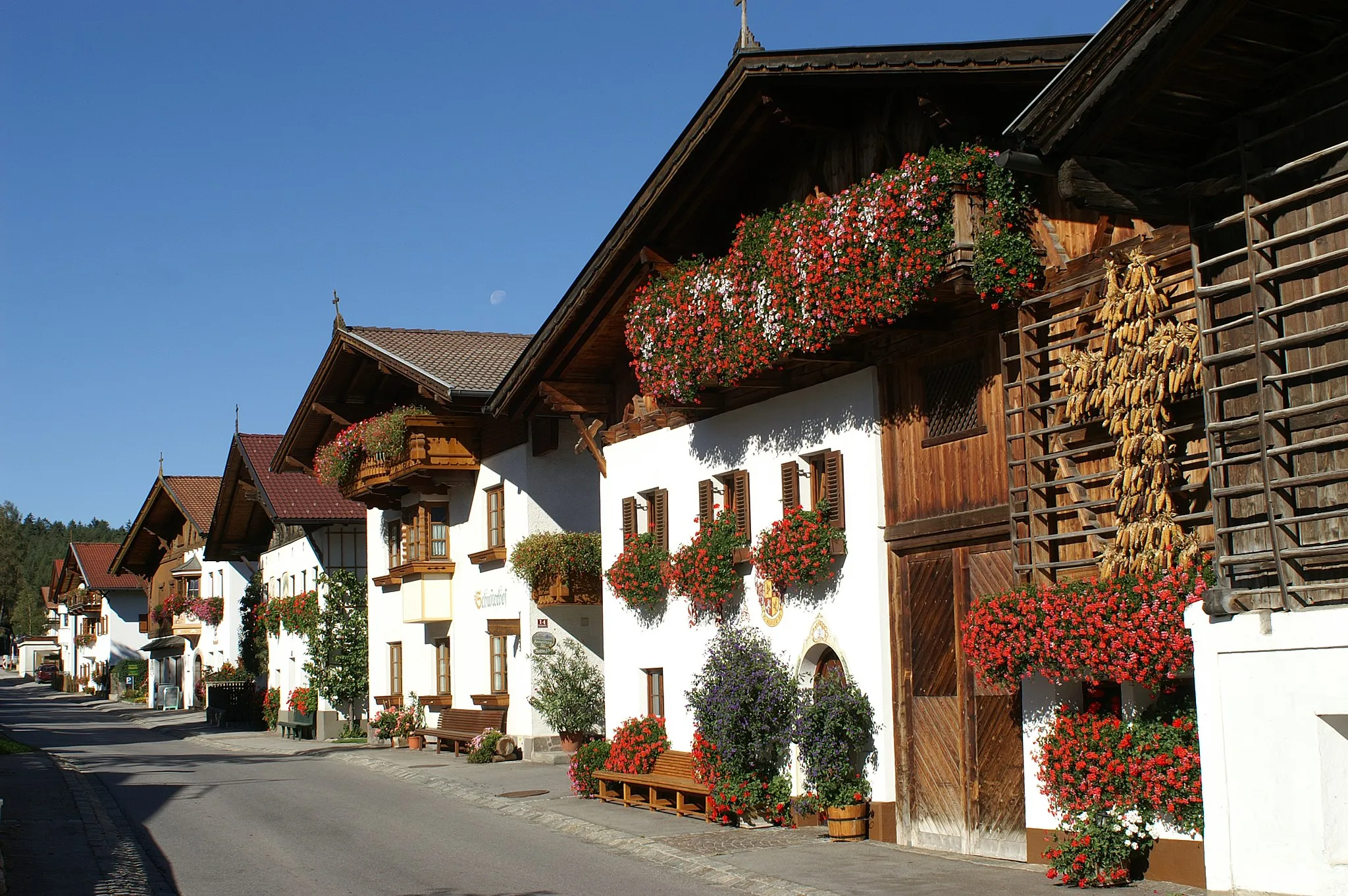 Photo showing: This media shows the remarkable cultural object in the Austrian state of Tyrol listed by the Tyrolean Art Cadastre with the ID 35736. (on tirisMaps, pdf, more images on Commons, Wikidata)