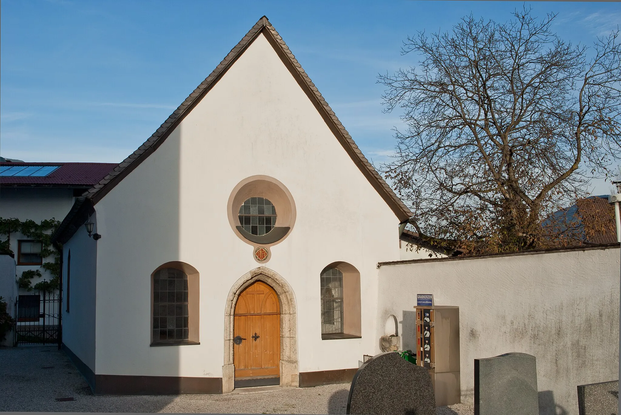 Photo showing: Totenkapelle in Vomp

This media shows the protected monument with the number 105317 in Austria. (Commons, de, Wikidata)