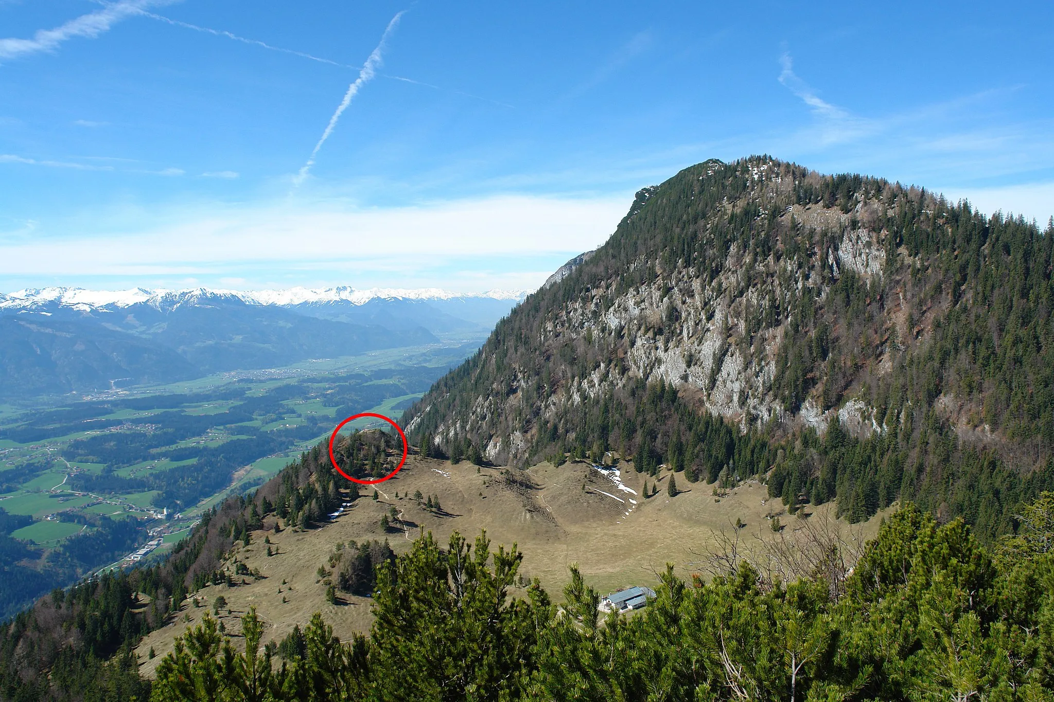 Photo showing: Vom Katzenkopf hat man einen schönen Blick auf das Feuerköpfl und das Höhlenstein Gasthaus.