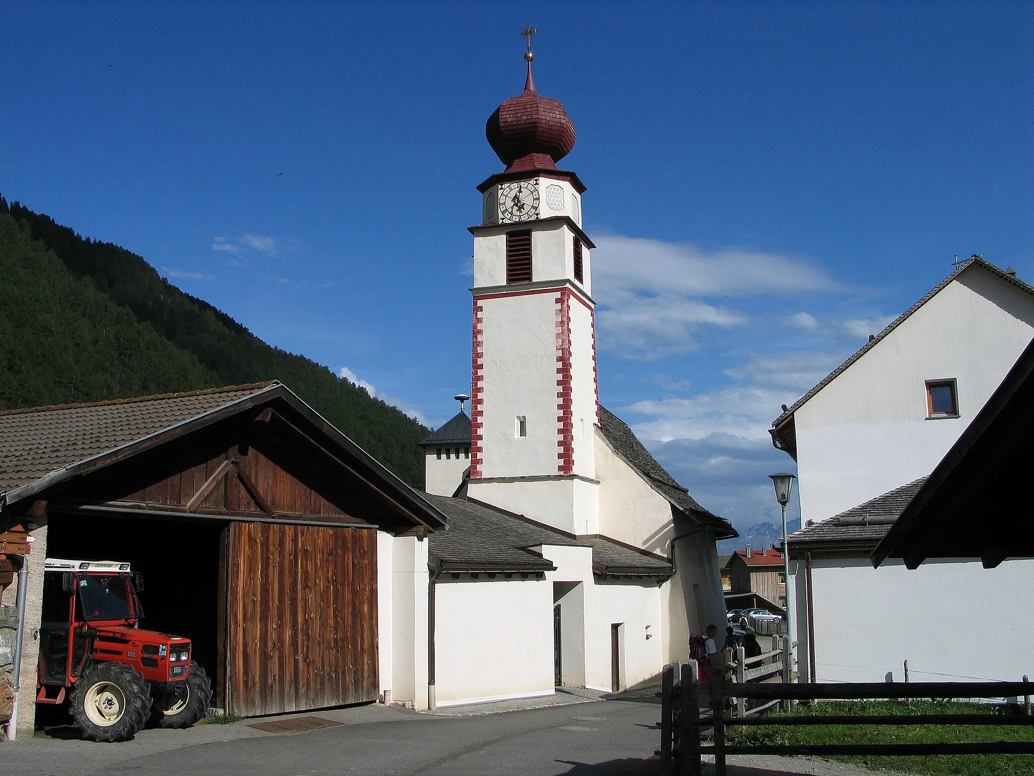 Photo showing: Schlinig, church