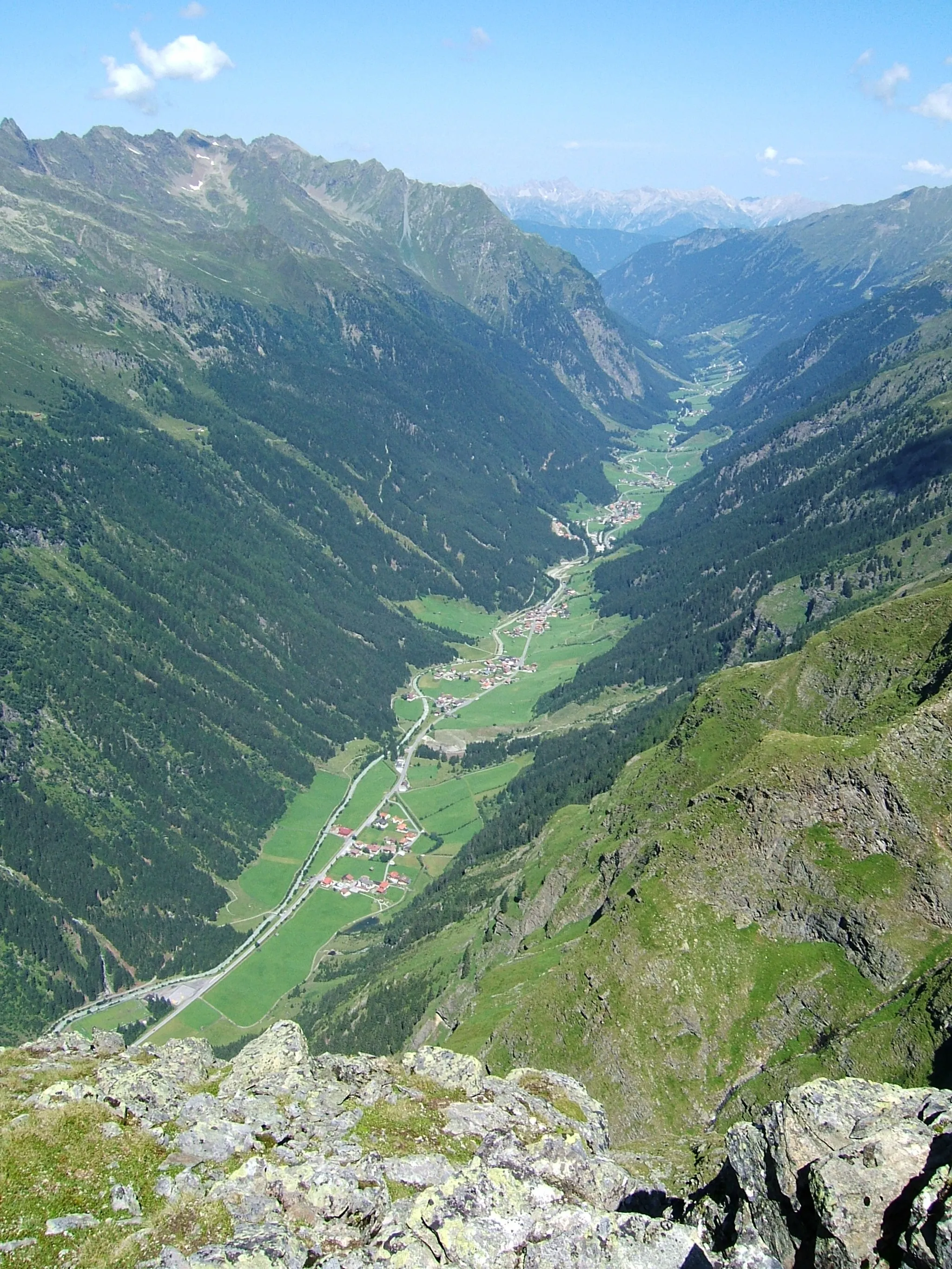 Photo showing: Blick auf das innere Pitztal vom Grabkogel (2651m, oberhalb des Moalandsees) Richtung Norden