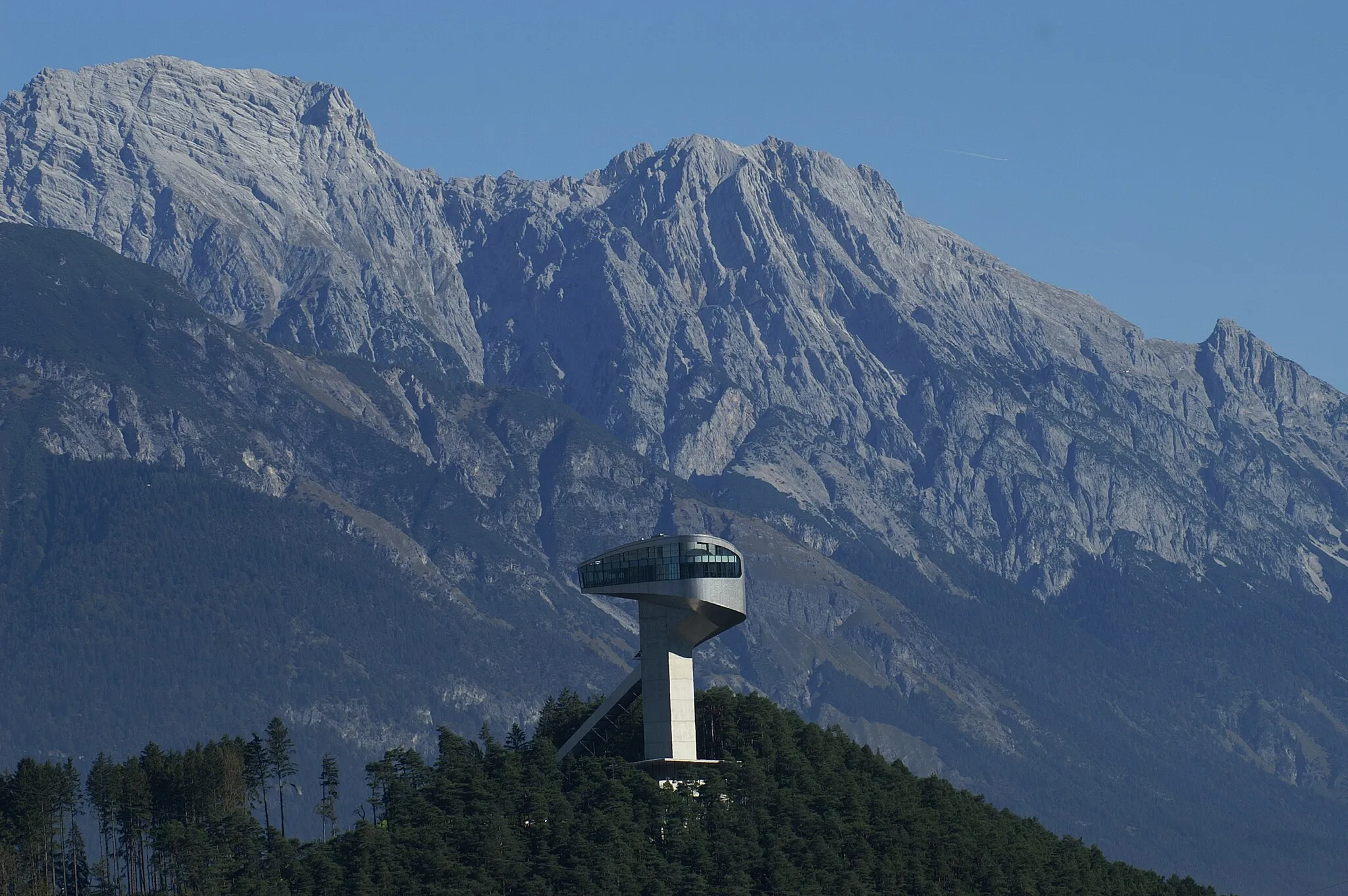 Photo showing: View of Bergisel ski jumping hill in Innsbruck (Austria) from the South
