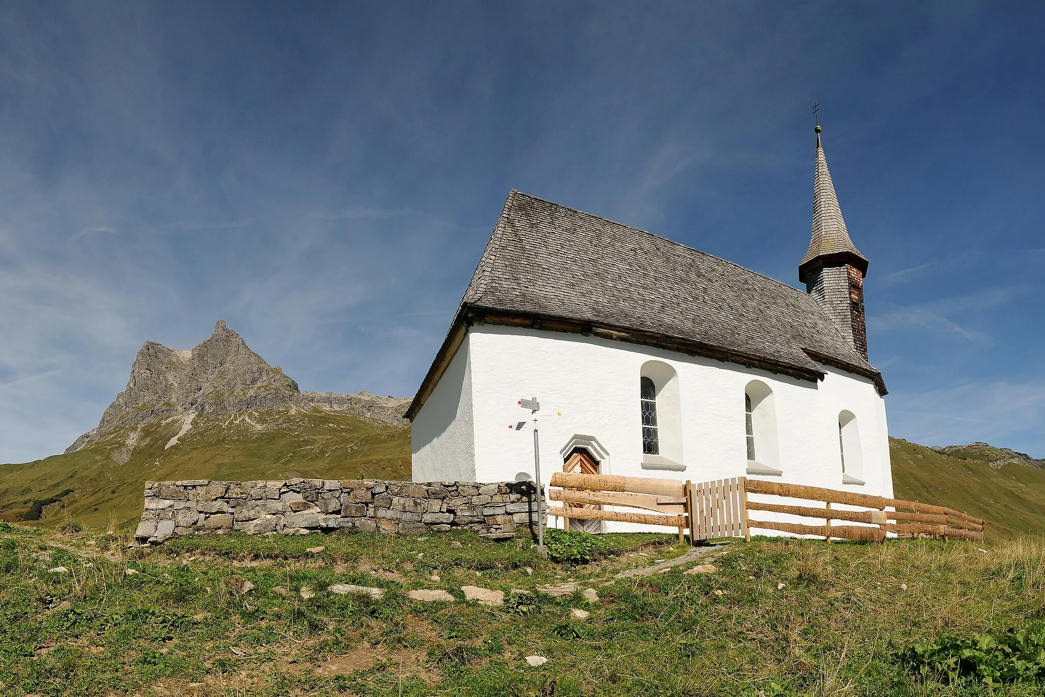 Photo showing: Kath. Pfarrkirche hl. Jakobus in Hochkrumbach bei Warth.