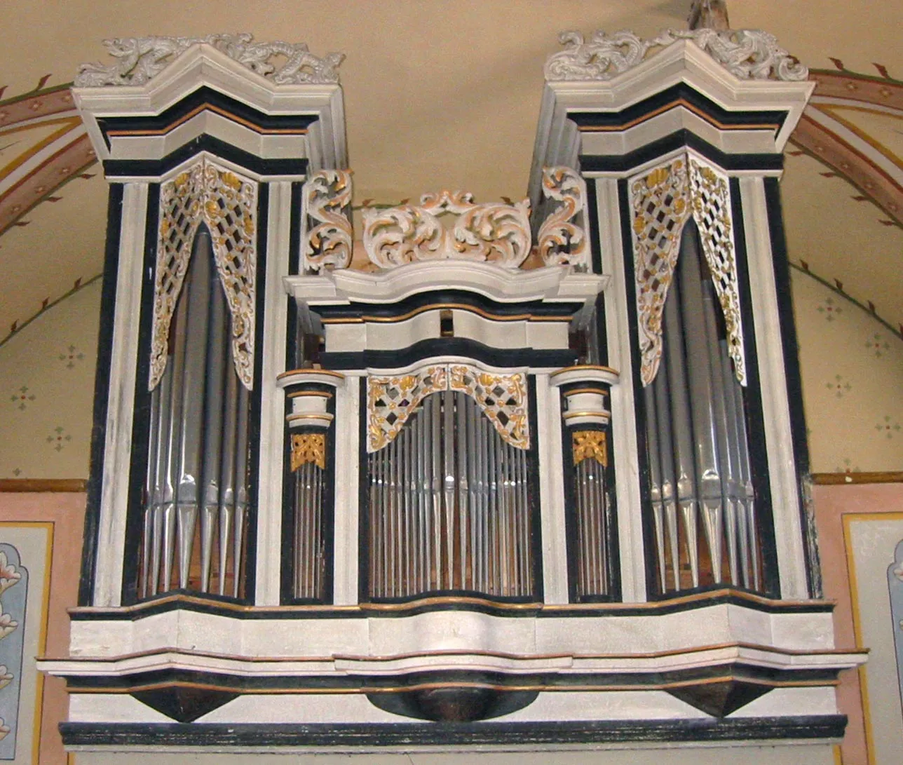 Photo showing: Prospekt der Barockorgel in Boden, Gemeinde Pfafflar, um 1720