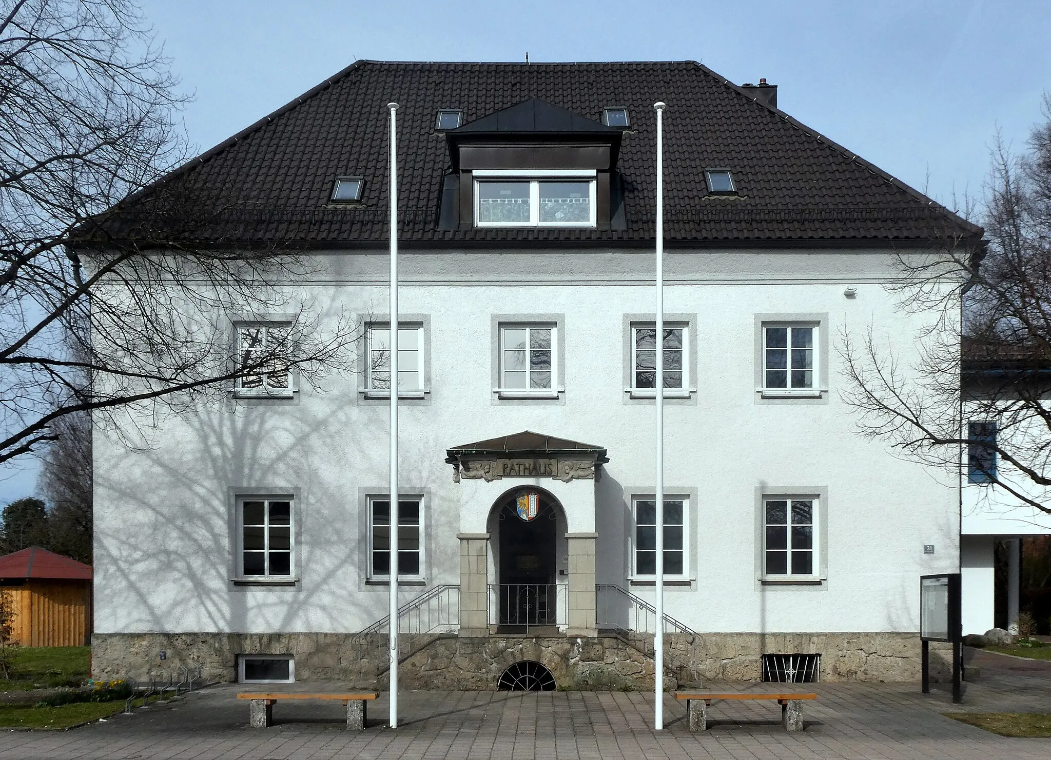 Photo showing: Raubling (DE), Rathaus an derBahnhofstraße.