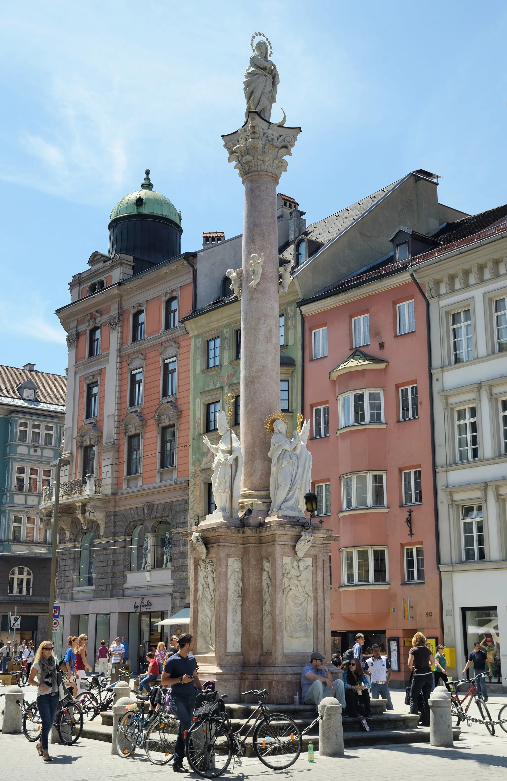 Photo showing: Innsbruck: Anne's column