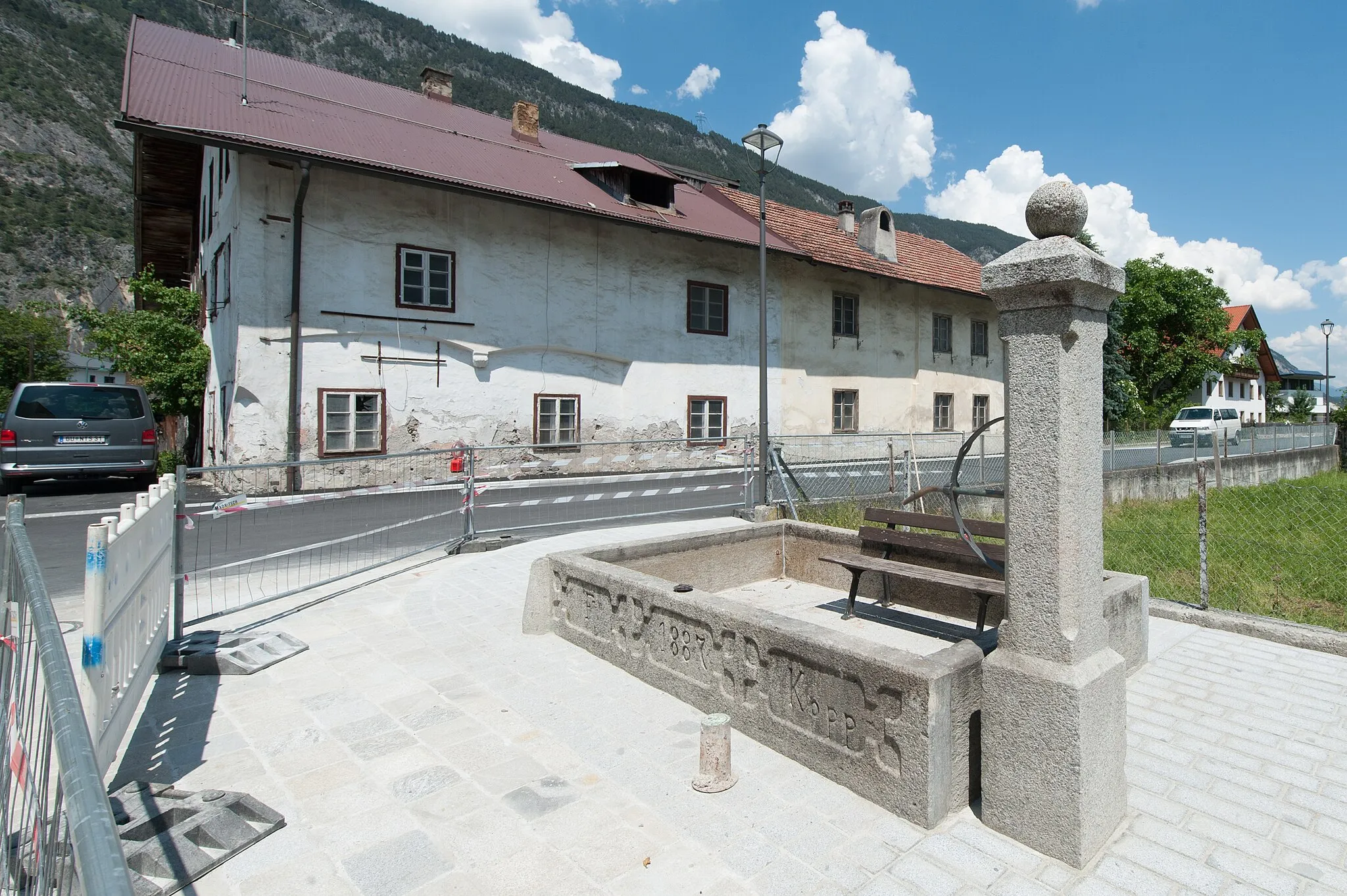 Photo showing: Wiki takes Nordtiroler Oberland: Brunnen