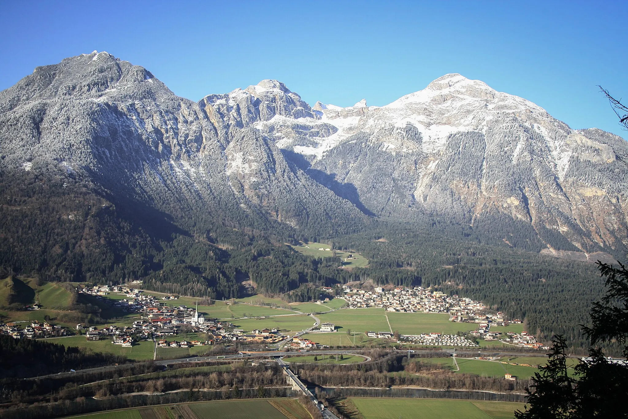 Photo showing: Wiesing in Tirol.