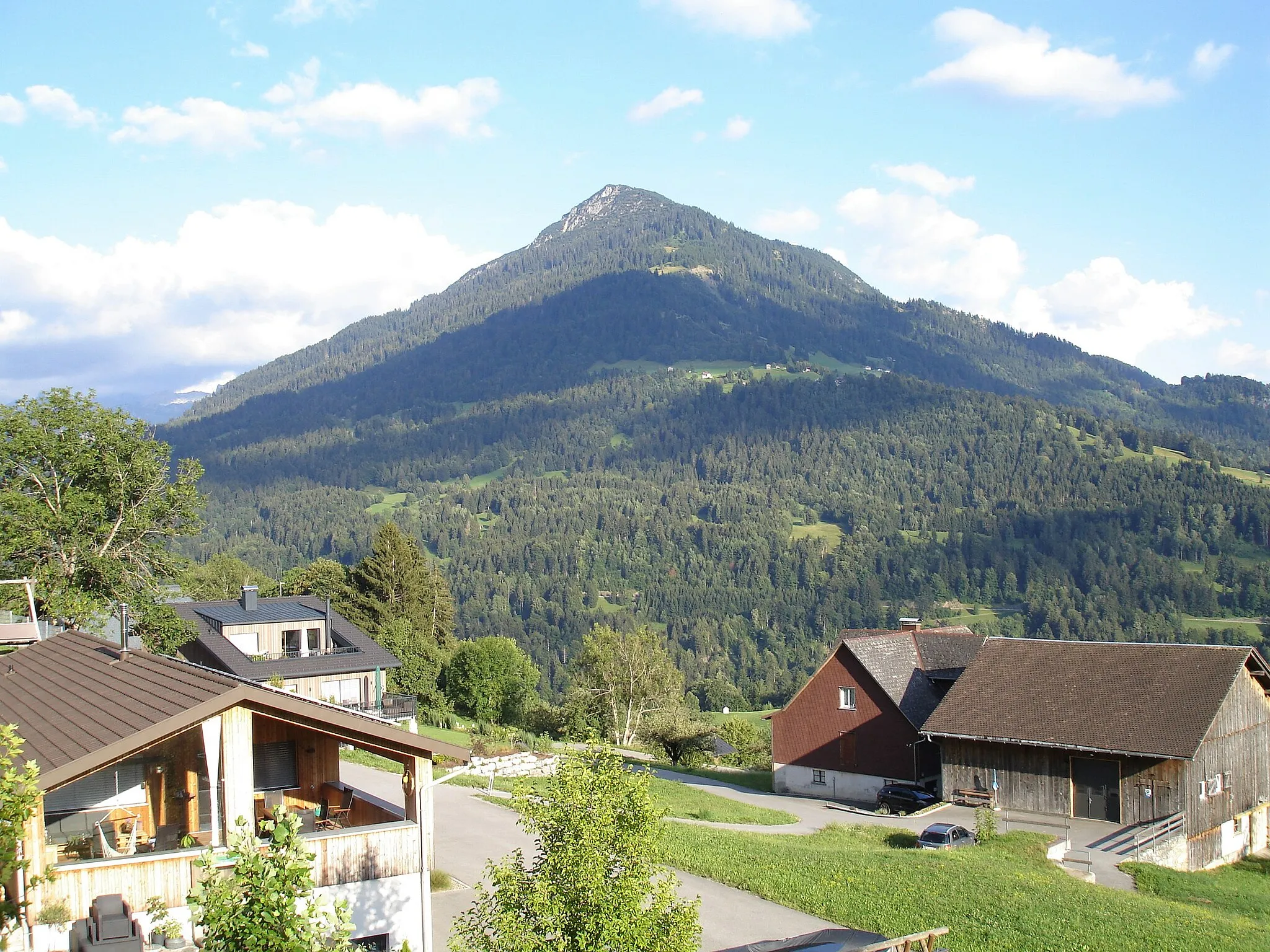 Photo showing: Hoher Frassen mit Ludescherberg von Westen