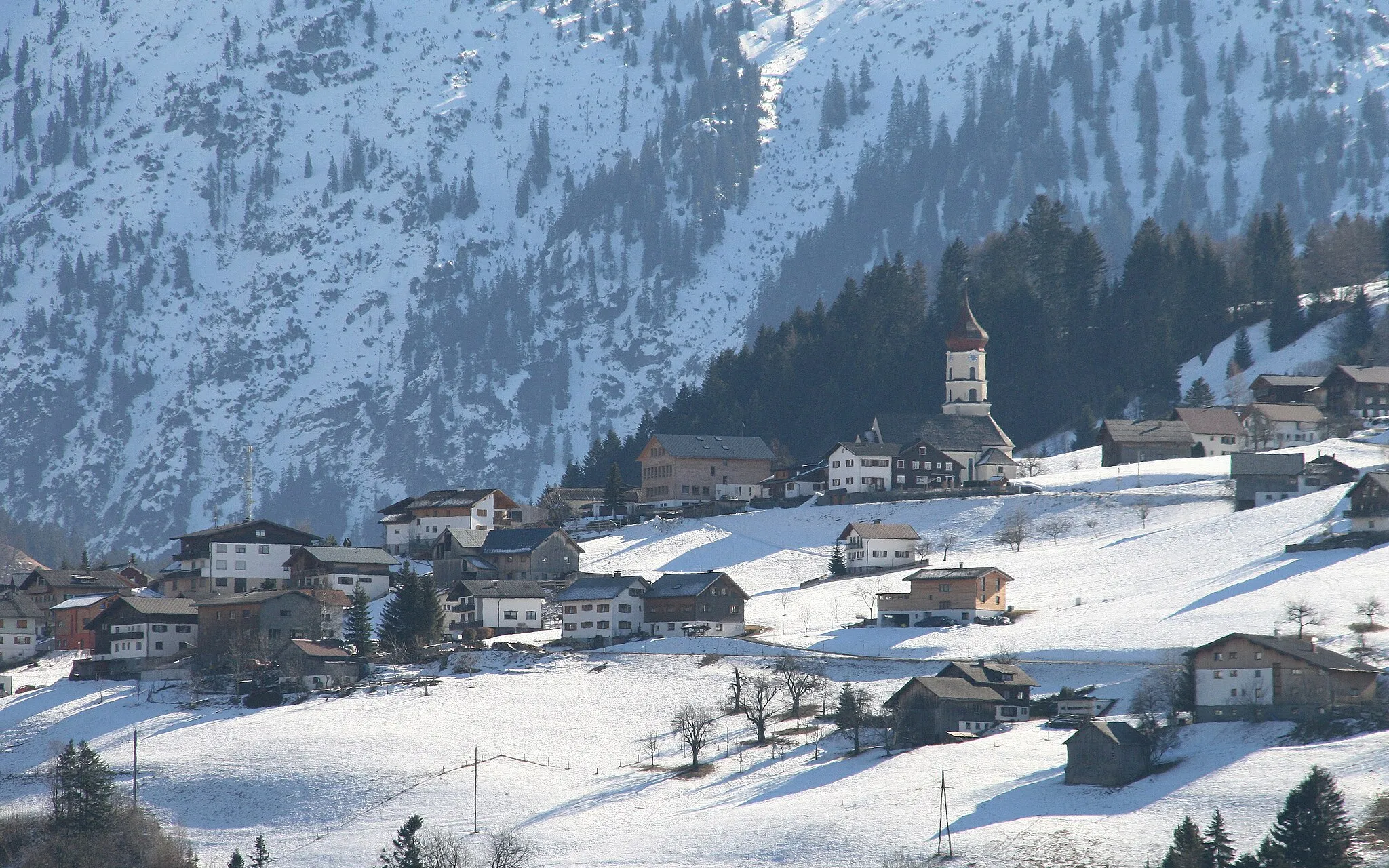 Photo showing: Blick von Blons auf Raggal im grossen Walsertal, Vorarlberg.