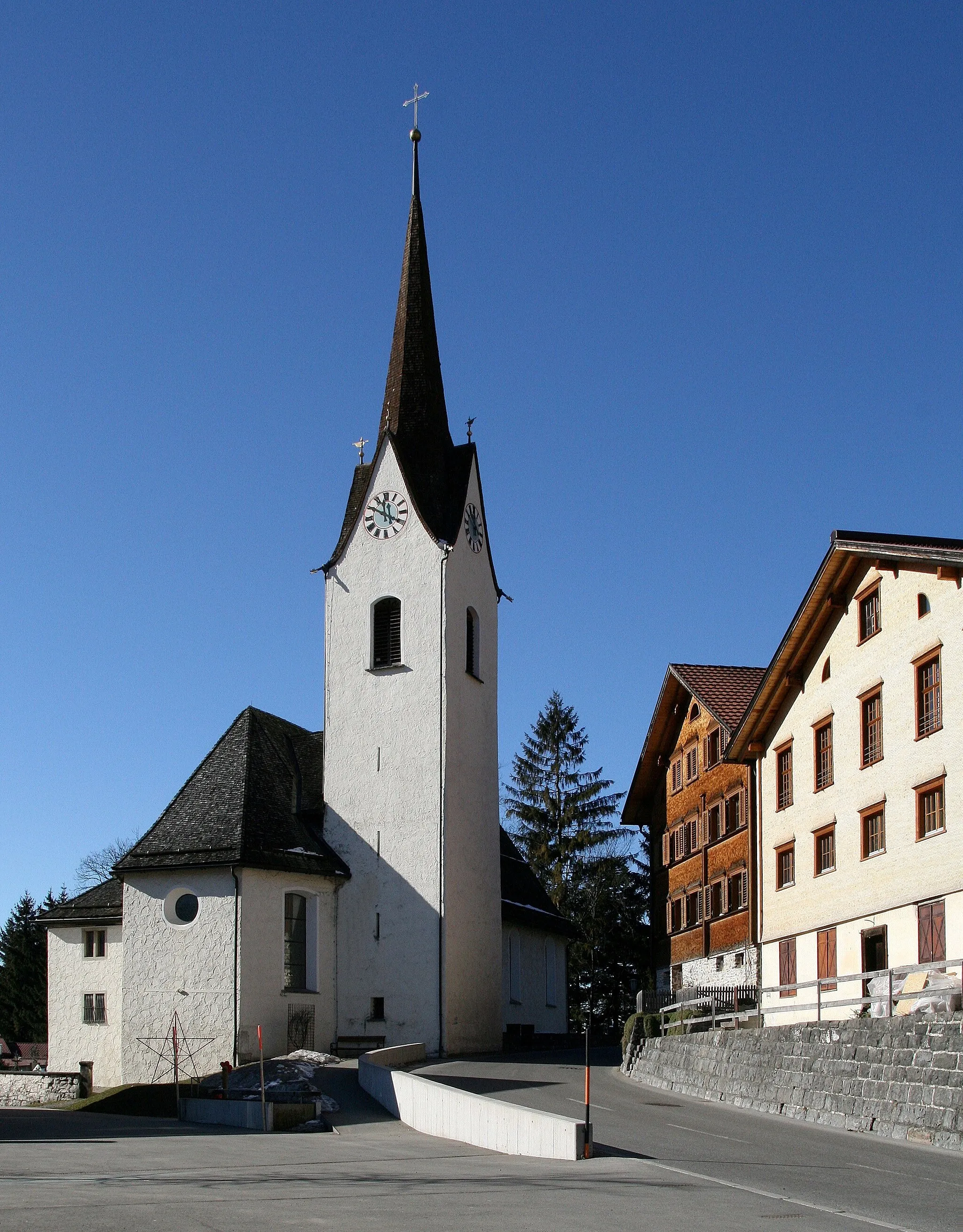 Photo showing: Pfarrkirche "Zu Unserer Lieben Frau Unbefleckte Empfängnis" in Blons im grossen Walsertal, Vorarlberg.