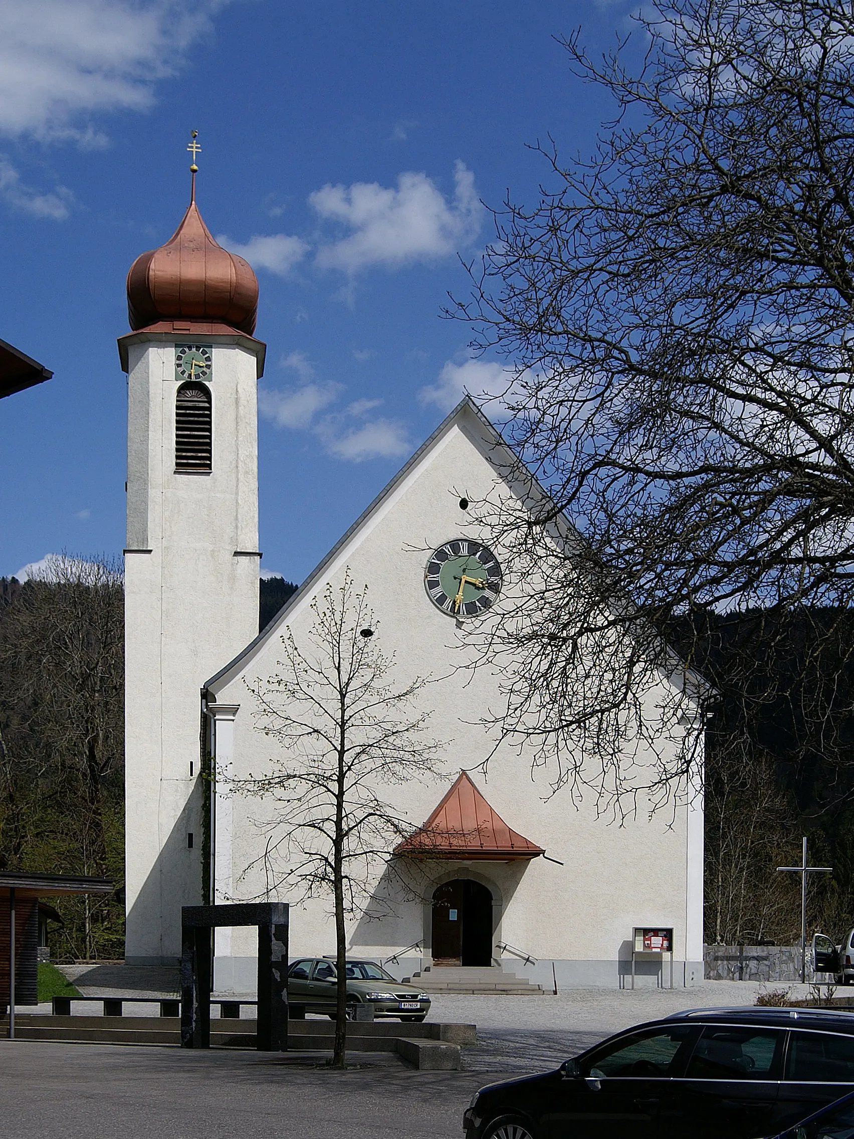Photo showing: Pfarrkirche hl. Martin in Krumbach, Vorarlberg.