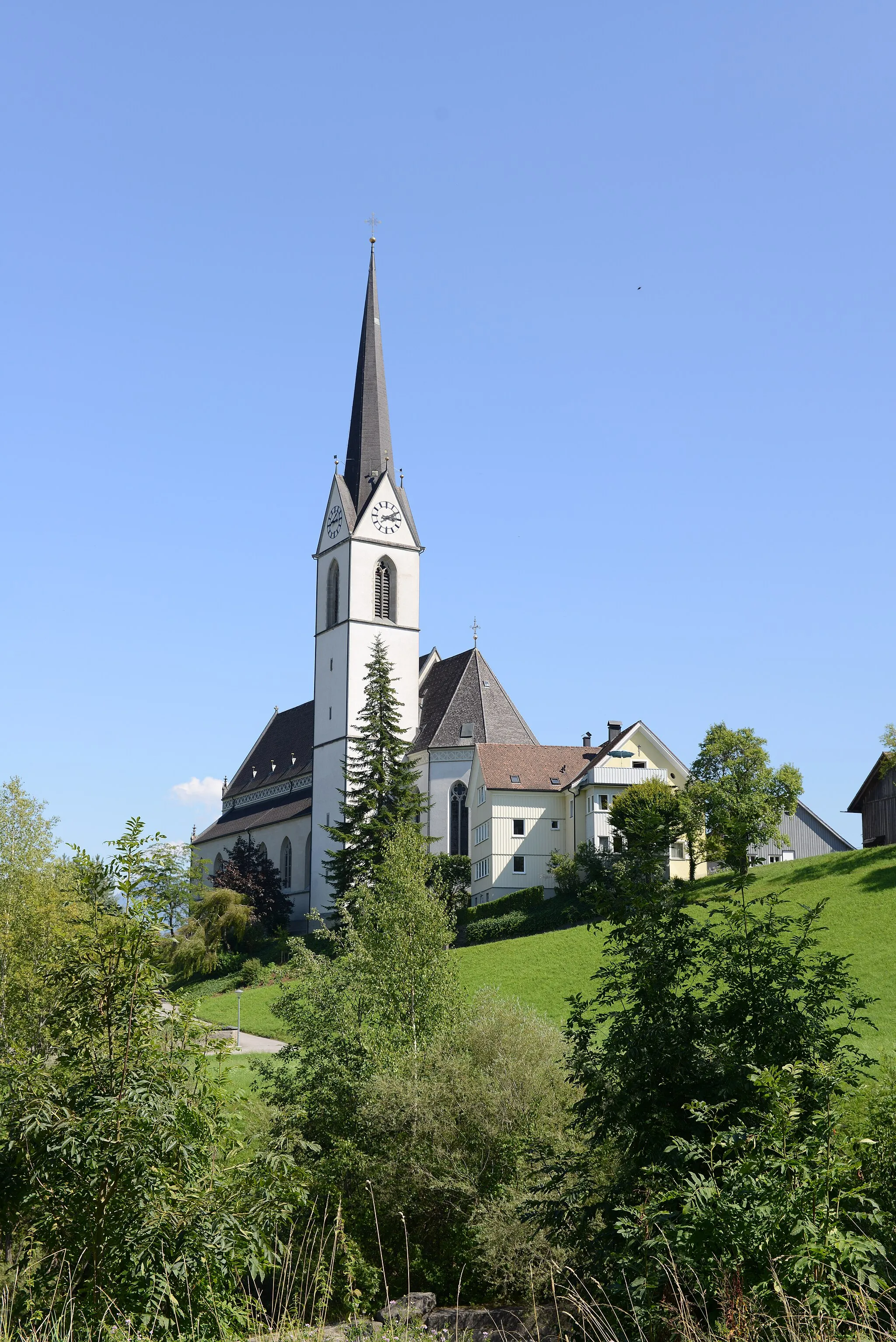 Photo showing: Pfarrkirche hl. Sulpitius in Frastanz.