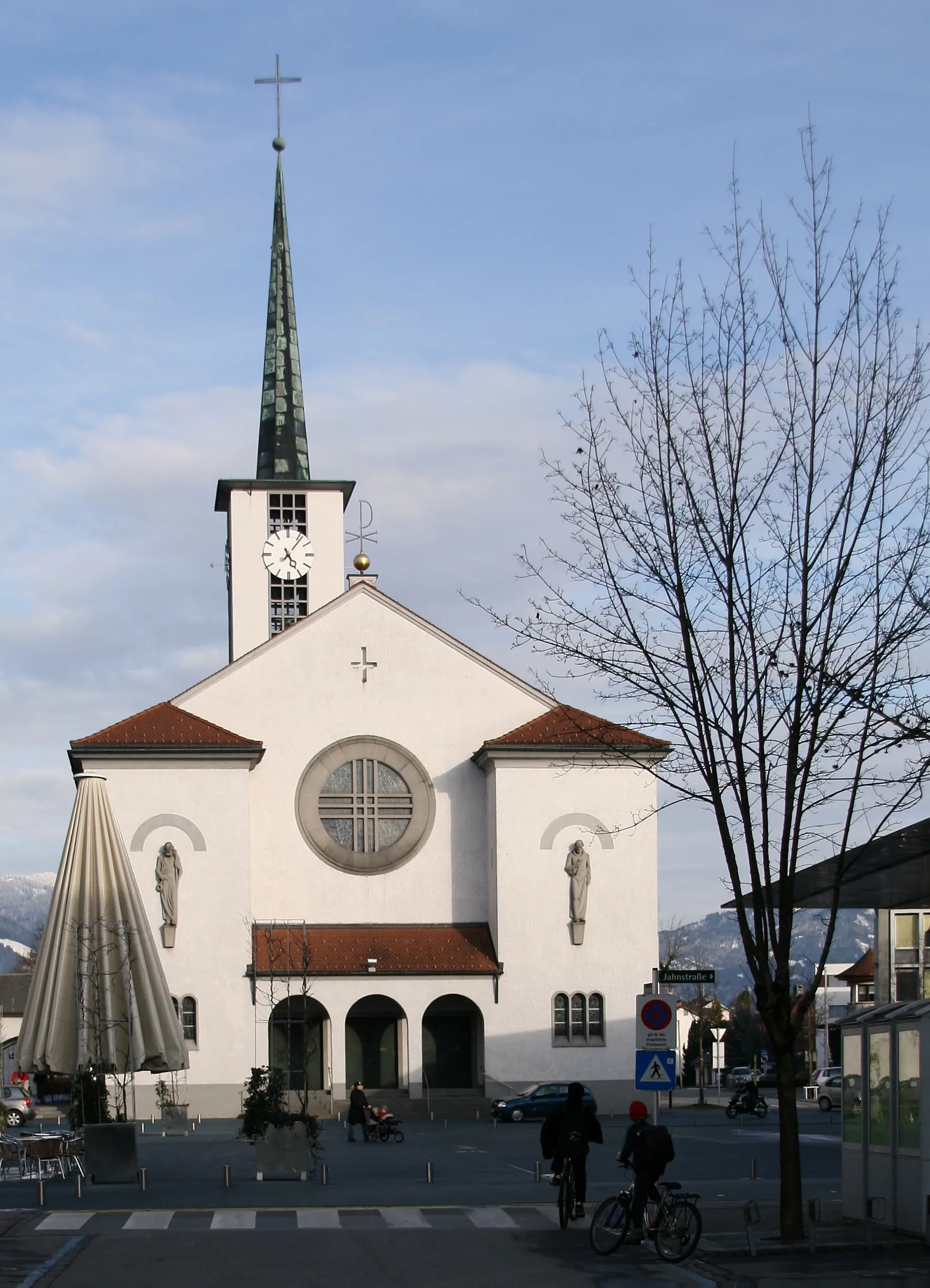 Photo showing: Pfarrkirche Hll. Peter und Paul, erbaut 1830 nach Plänen von Alois Negrelli in Lustenau, Vorarlberg]].