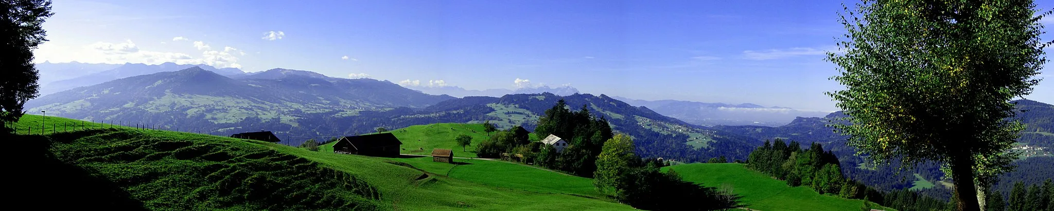 Photo showing: Doren (Hüttersberg) looking towards the Rhine-valley in Vorarlberg