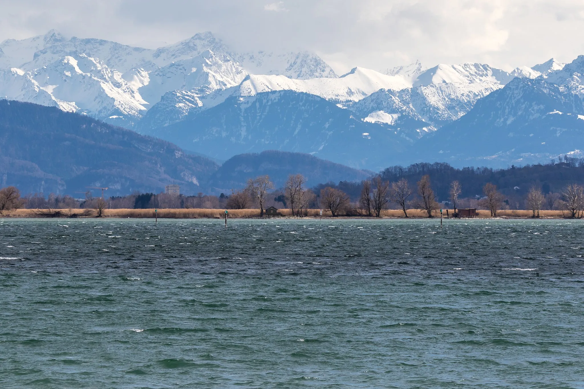 Photo showing: Blick in die Fussacher Bucht und die Alpen