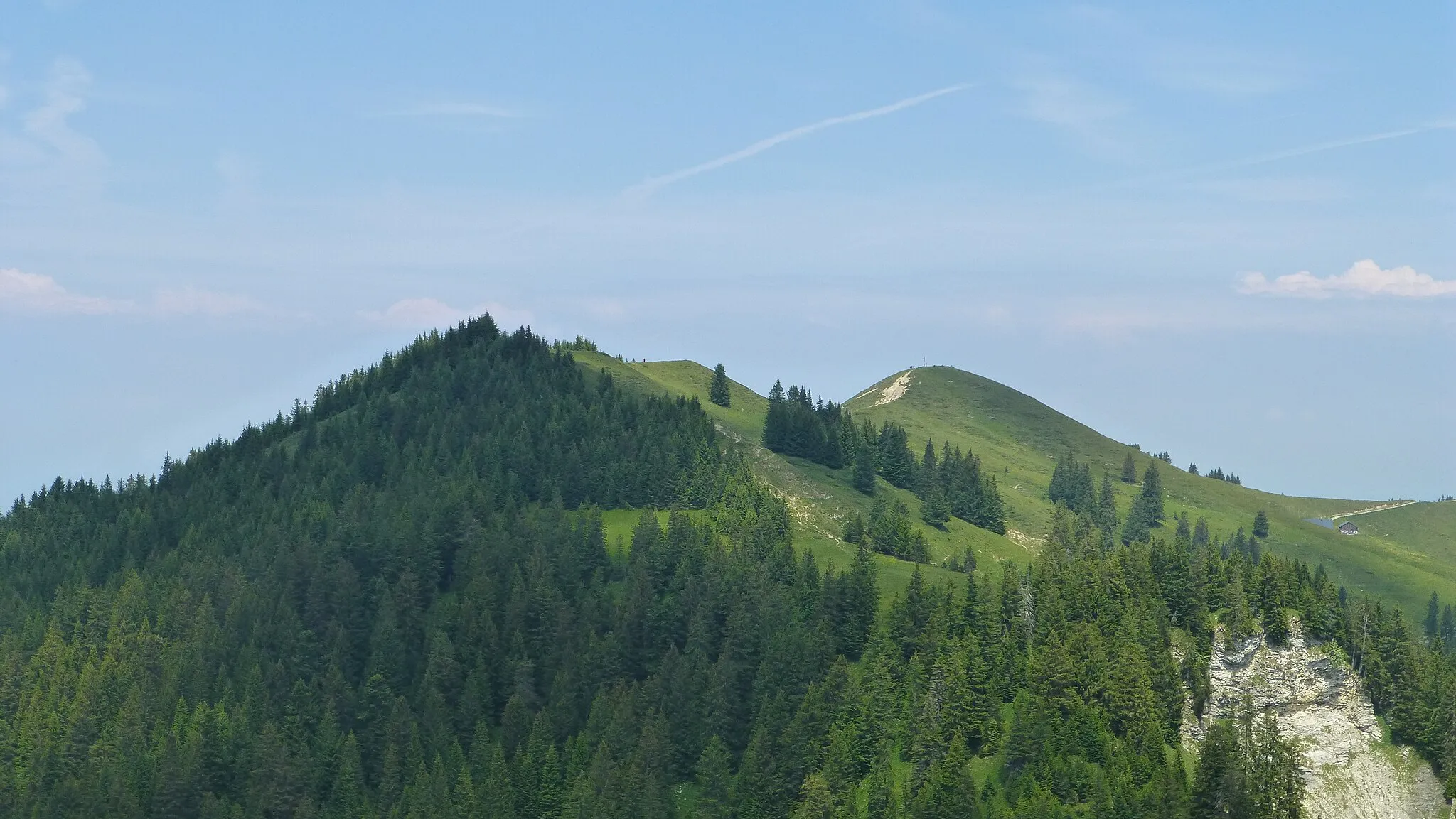 Photo showing: Die Hohe Kugel, vom Gipfelkreuz des First aus gesehen.