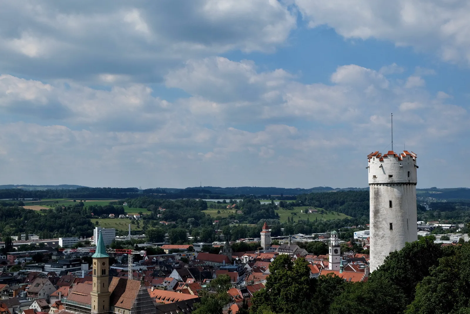 Photo showing: 500px provided description: Blogpost and more Photos: www.jenseitsderfenster.de/2016/07/17/ludwigshafen-ravensburg-lindau/ [#Clouds ,#Tower ,#Ravensburg ,#Overview]