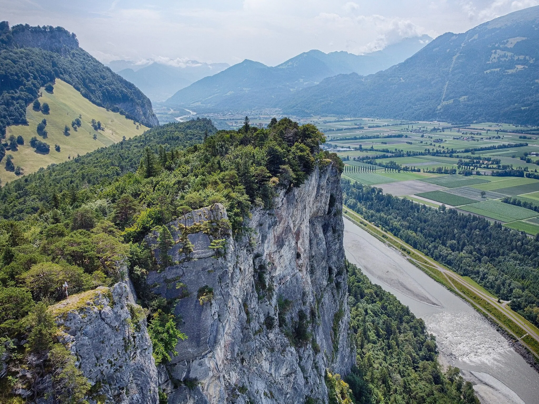 Photo showing: Ellhorn a mountain in Graubünden, Switzerland