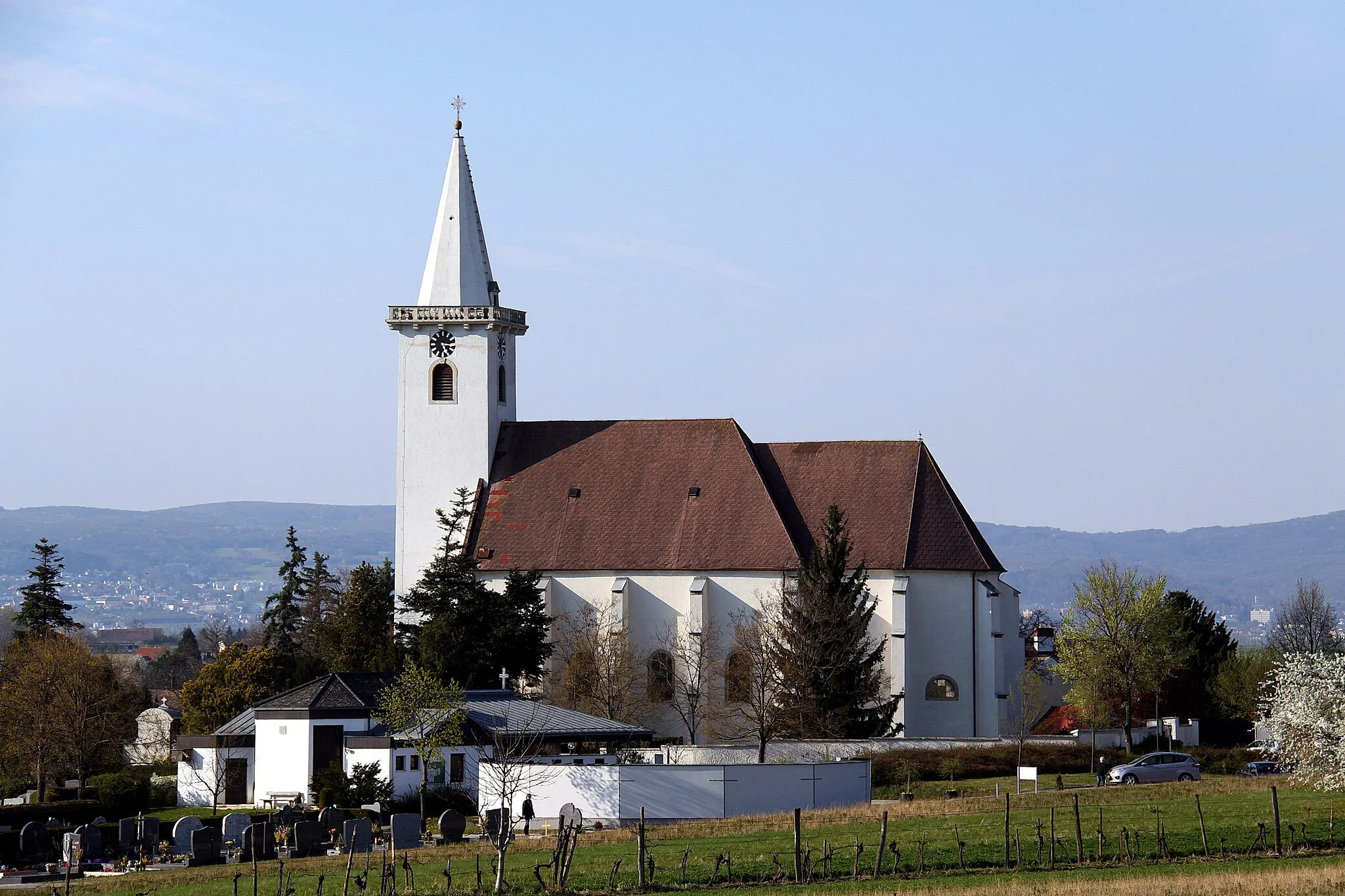 Photo showing: Parish church to All Saints- Siegendorf.