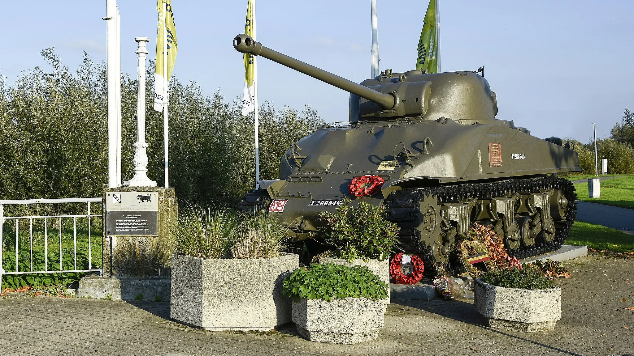 Photo showing: Tankmonument in Klein-Willebroek, België