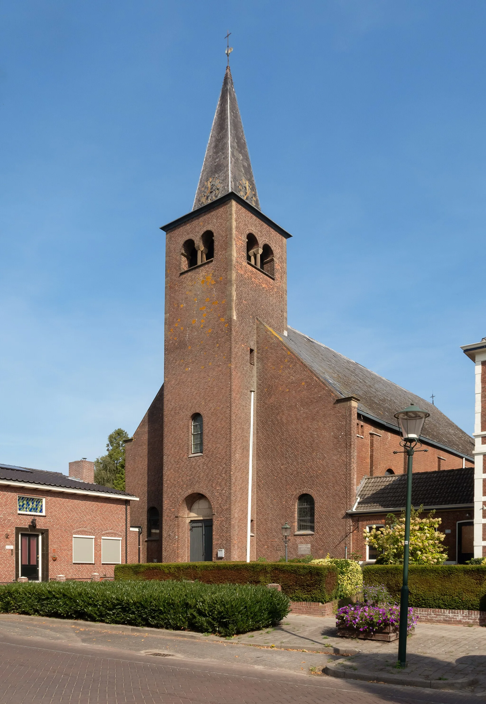 Photo showing: Woensdrecht, church: the Sint-Jozefkerk