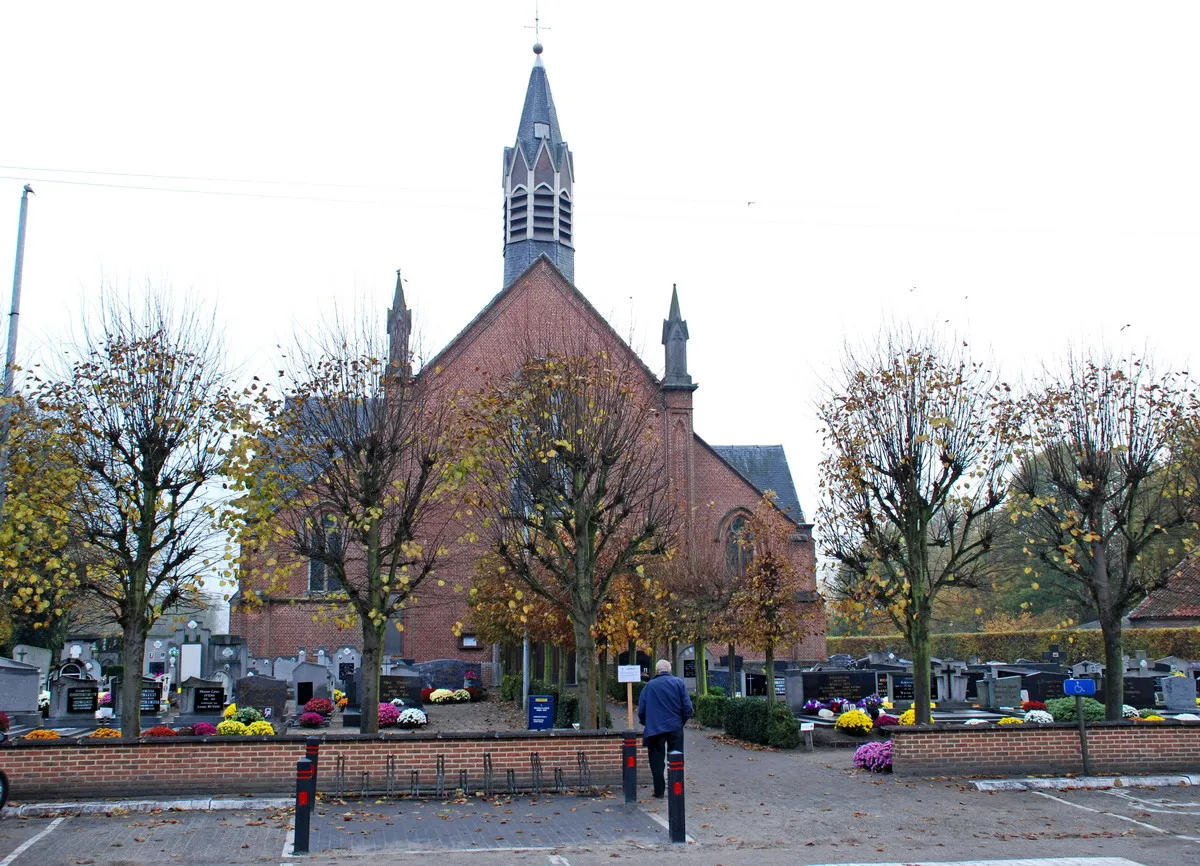 Photo showing: Parochiekerk Onze-Lieve-Vrouw, Klein-Sinaai (Stekene)