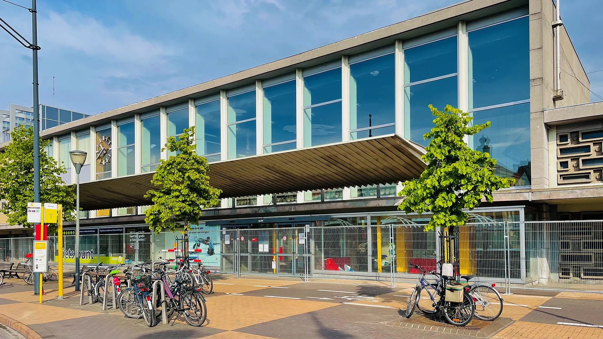 Photo showing: Station Mechelen Gebouw