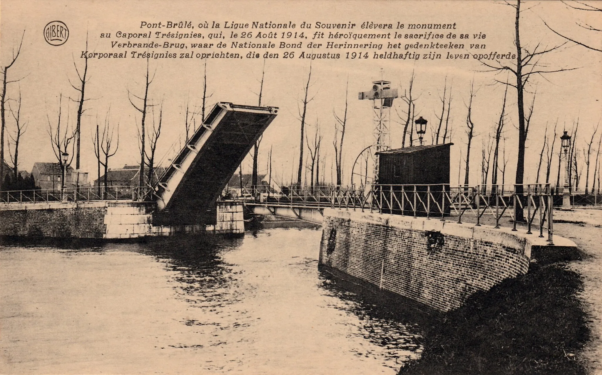 Photo showing: Pont brûlé (Grimbergen-Belgique) - Pont-Brulé, où la Ligue Nationale du Souvenir élèvera le monument au Caporal Trésignies, qui, le 26 Août 1914, fit héroïquement le sacrifice de sa vie.