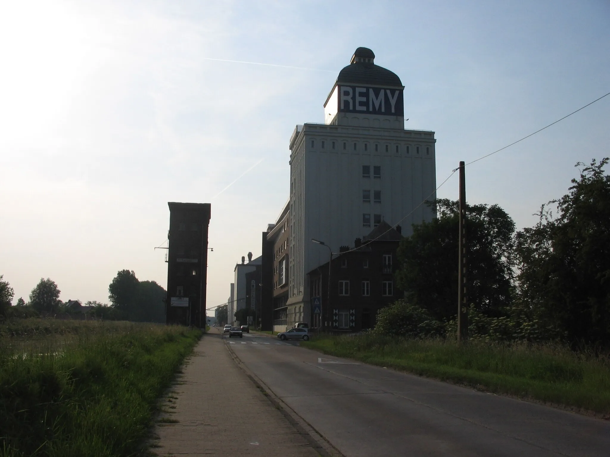 Photo showing: Kanaal Leuven Dijle en Remy toren te Wijgmaal