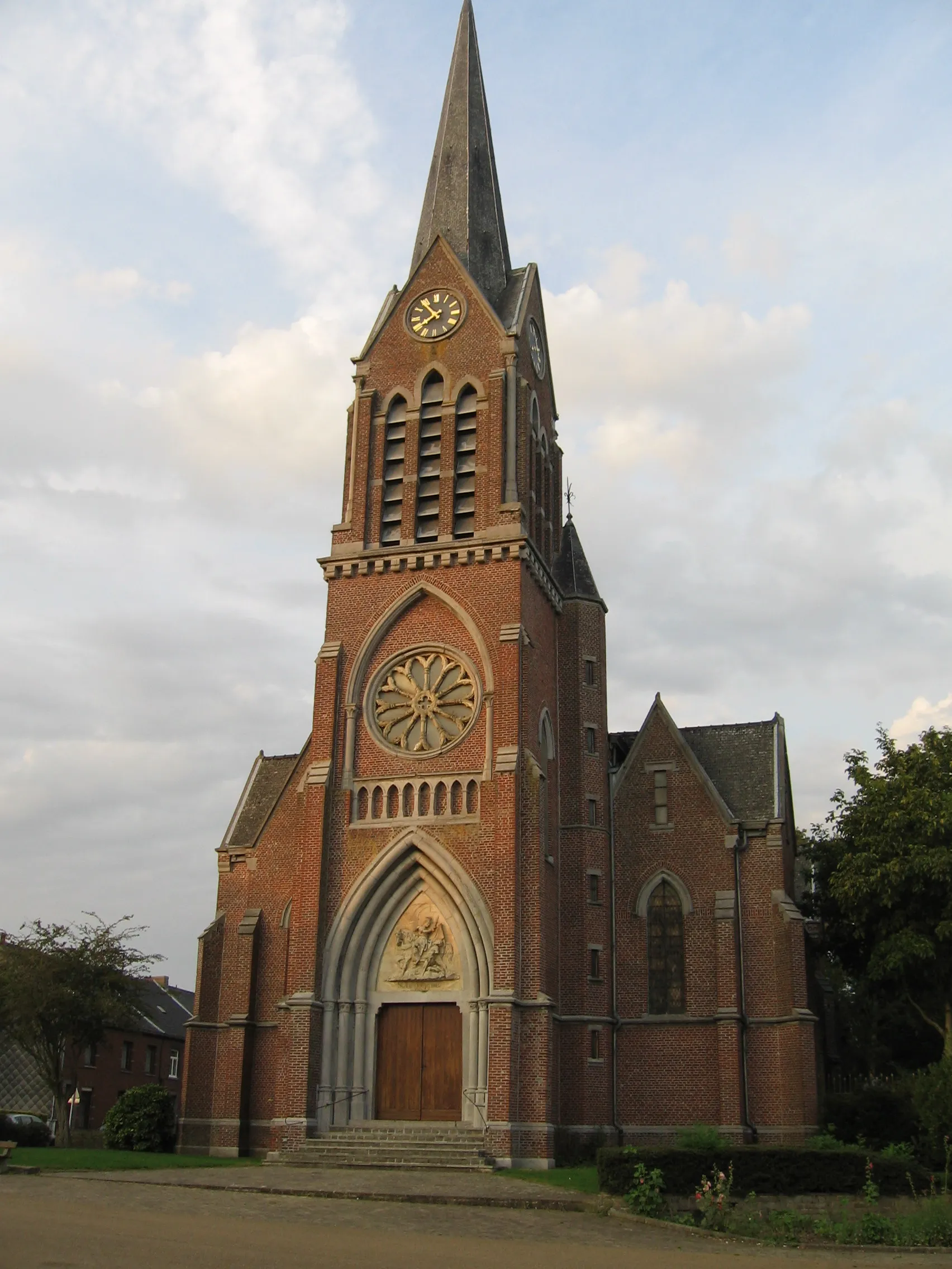 Photo showing: Eglise Saint-Martin (1888) de Villers-Perwin, commune de Les Bons Villers (Belgique).