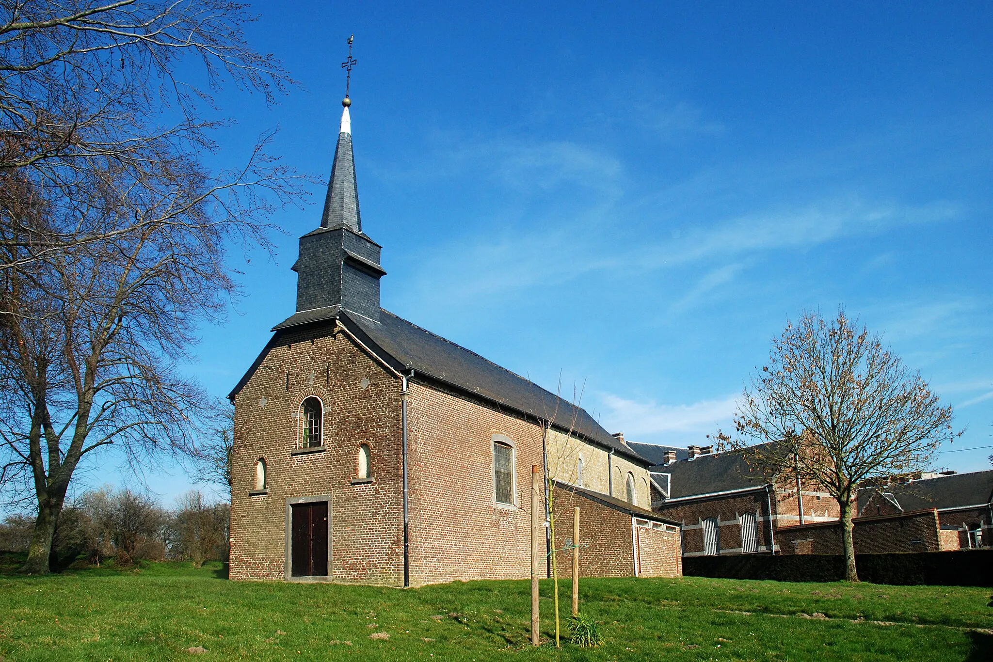 Photo showing: Belgique - Hainaut - Bons Villers - Frasnes-lez-Gosselies - Chapelle Notre-Dame du Roux