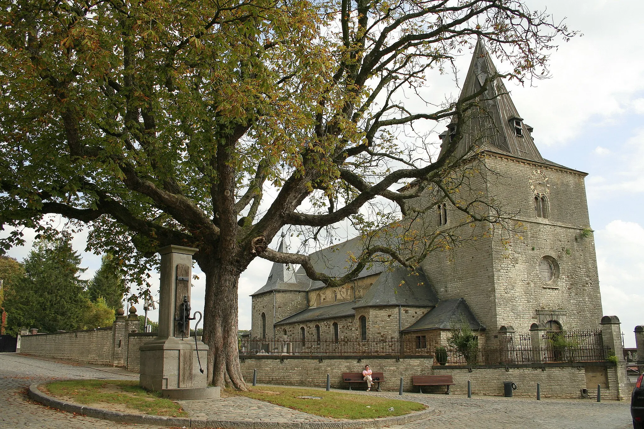 Photo showing: Tourinnes-la-Grosse (Belgium),  the St. Martin’s church (XIth century).