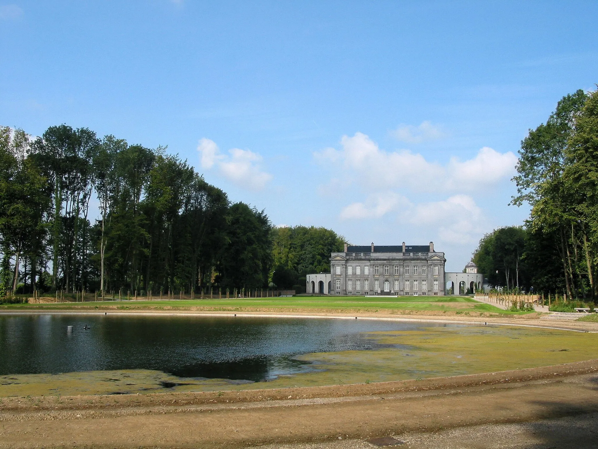 Photo showing: Seneffe (Belgium), the back side of the castle and the park (1763/1768 - Architect: Laurent-Benoit Dewez).