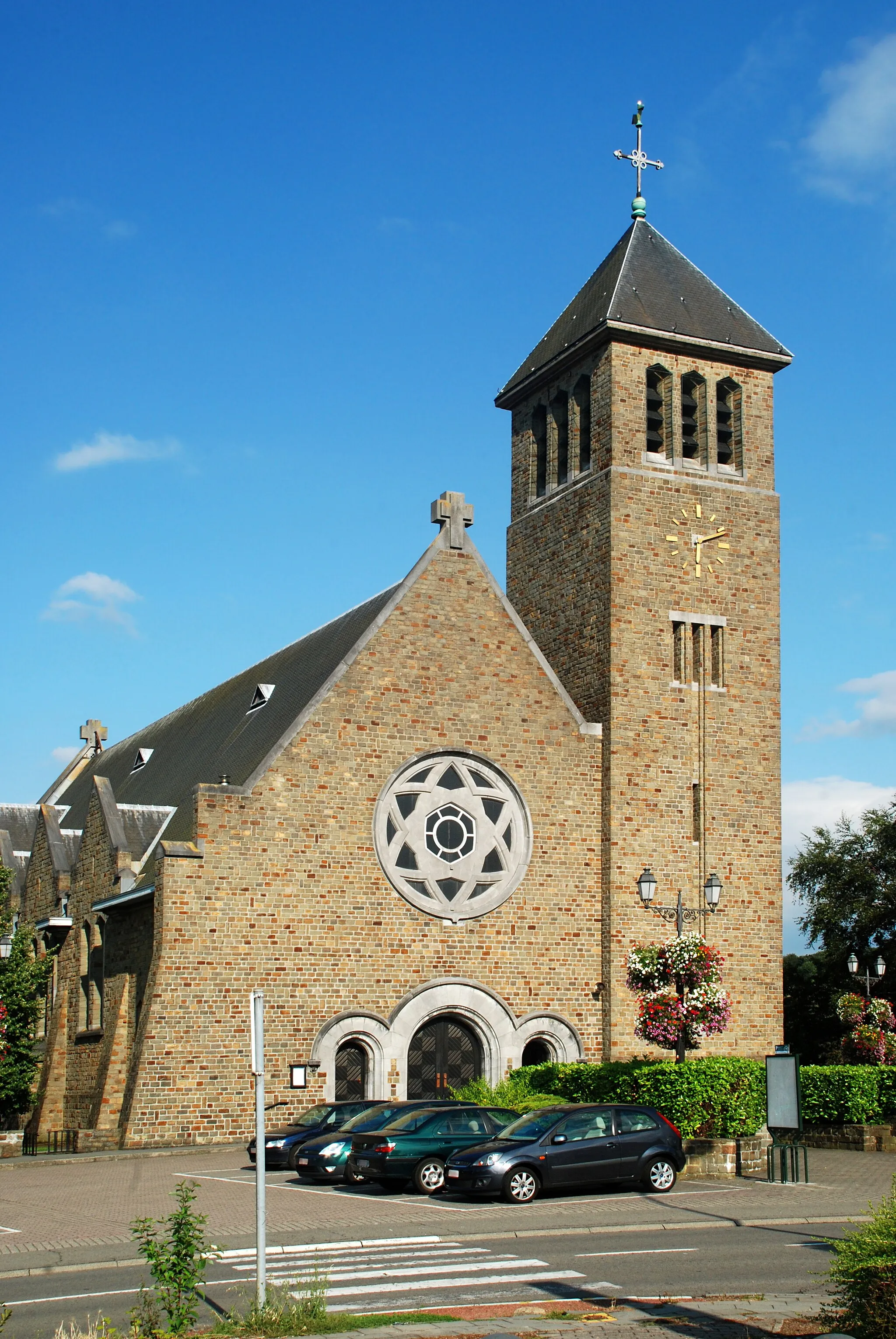 Photo showing: Belgique - Babant wallon - Ottignies - Eglise Saint-Géry de Limelette (néo-roman 1955)