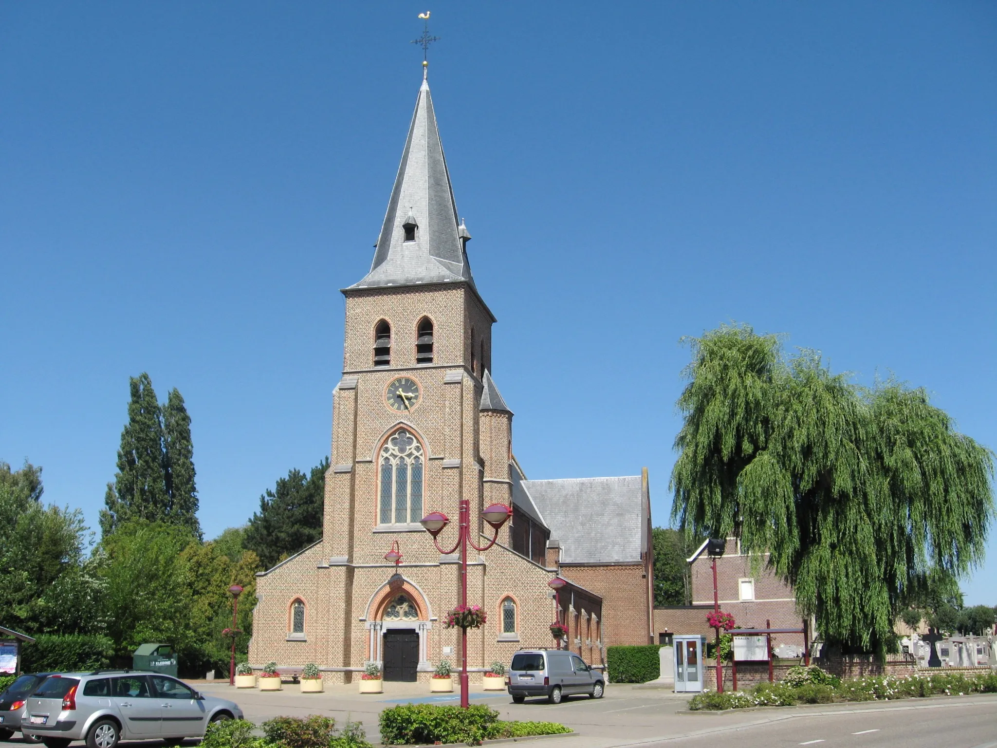 Photo showing: Church of Saint Andrew in Loksbergen, Halen, Limburg, Belgium
