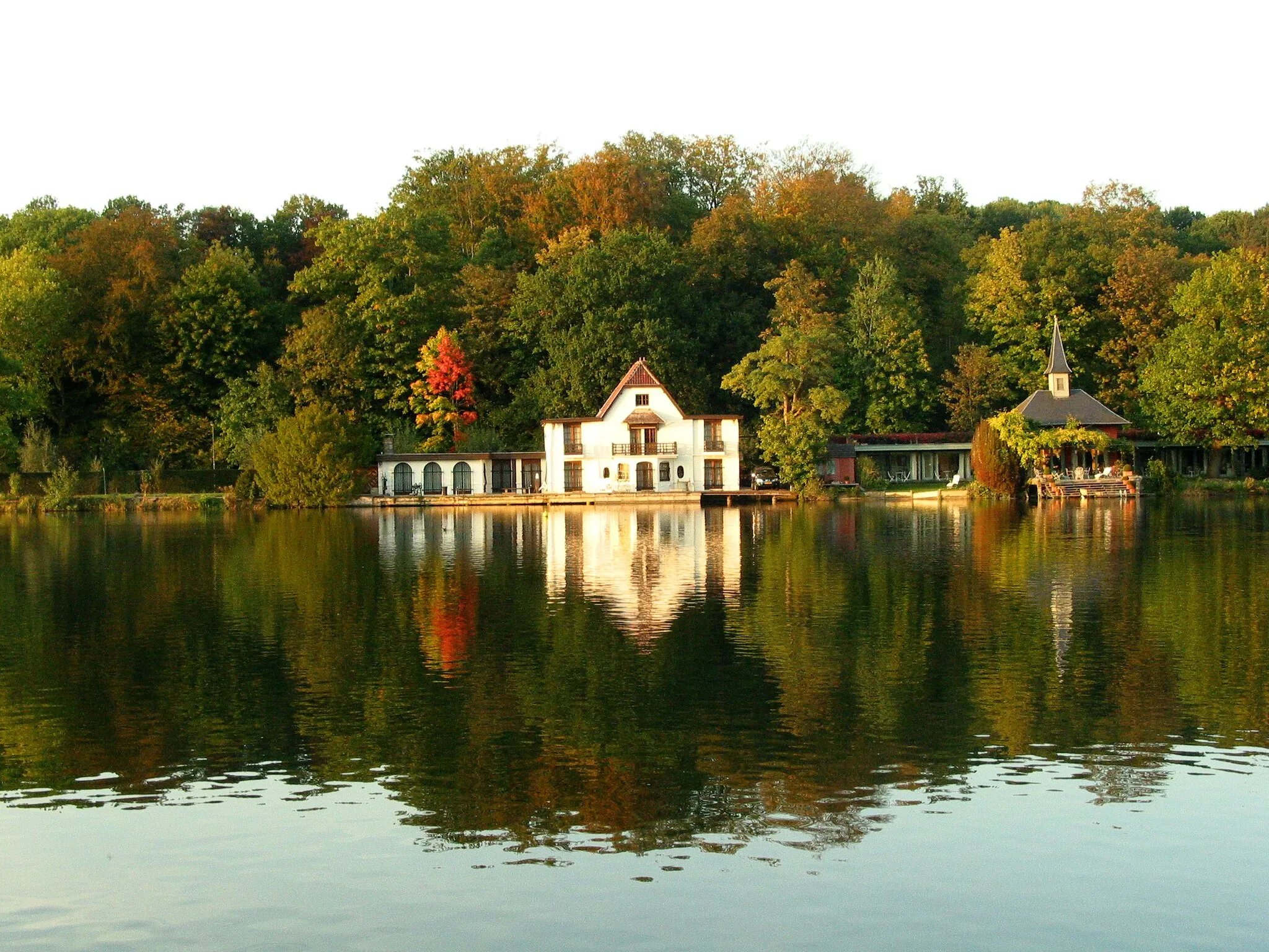 Photo showing: Overijse (Belgium), the lake.