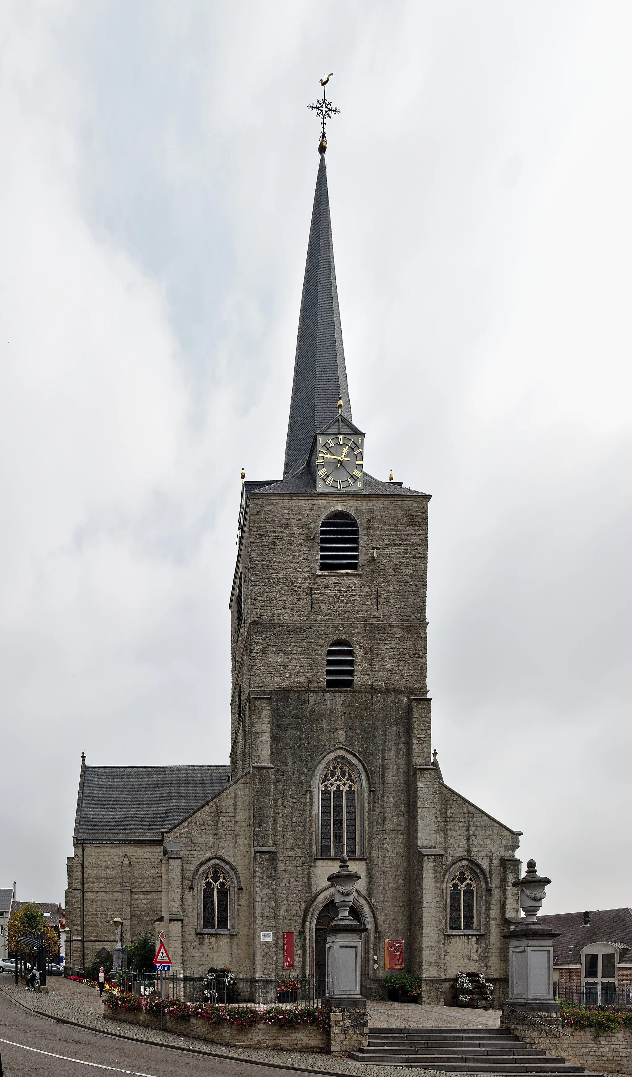 Photo showing: Sint-Martinuskerk in Overijse, Belgium: -
Projection: Rectilinear (0)
FOV: 101 x 114

Ev: 13.93