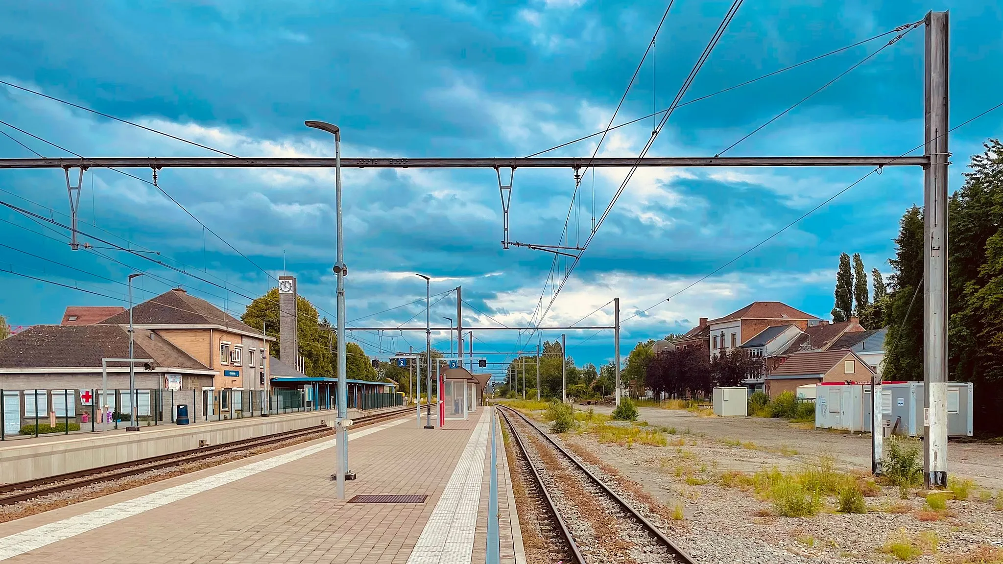 Photo showing: Station Ecaussinnes Perron