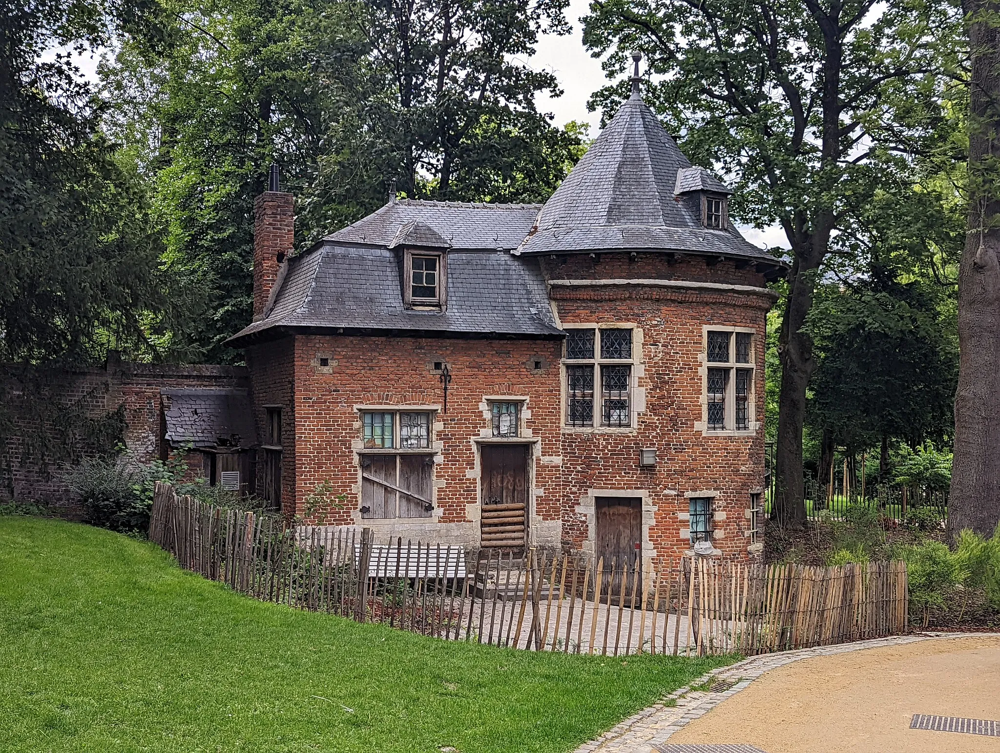 Photo showing: This is a photo of a monument in Brussels, number: