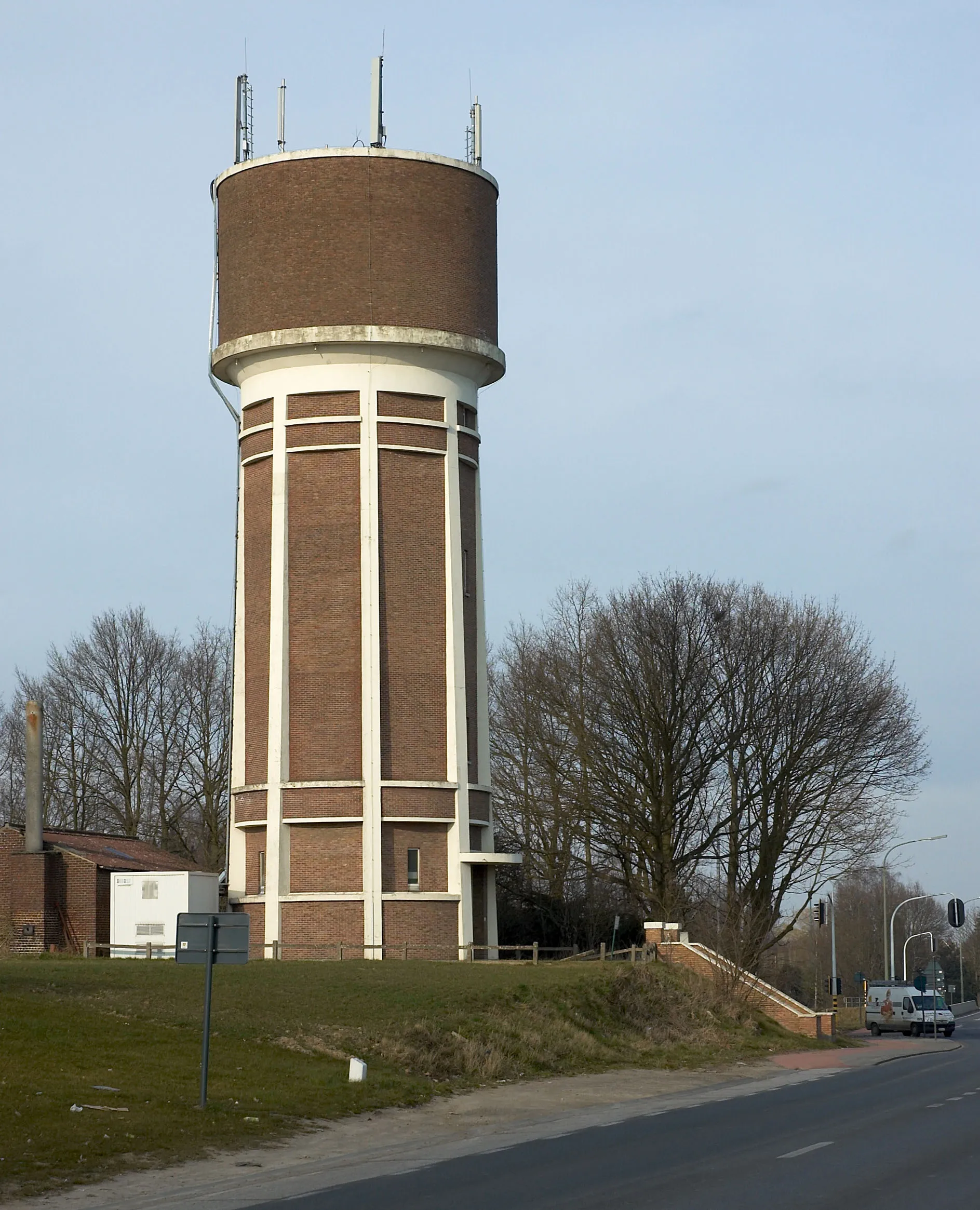 Photo showing: Water tower in Maleizen (Overijse), Belgium.