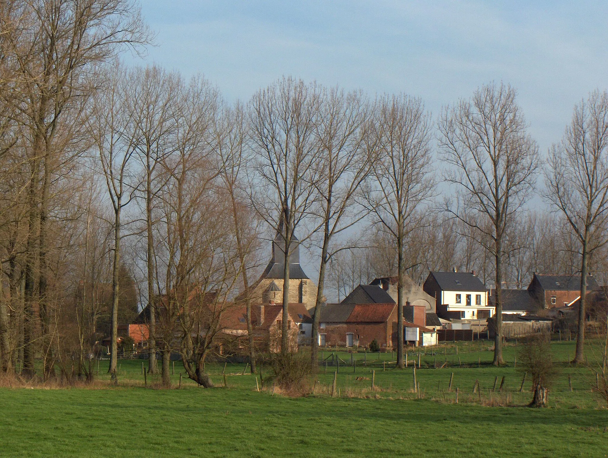 Photo showing: Ninove (Belgien, Prov. Ostflandern), Ortsteil Lieferinge, Überblick von Nordwesten