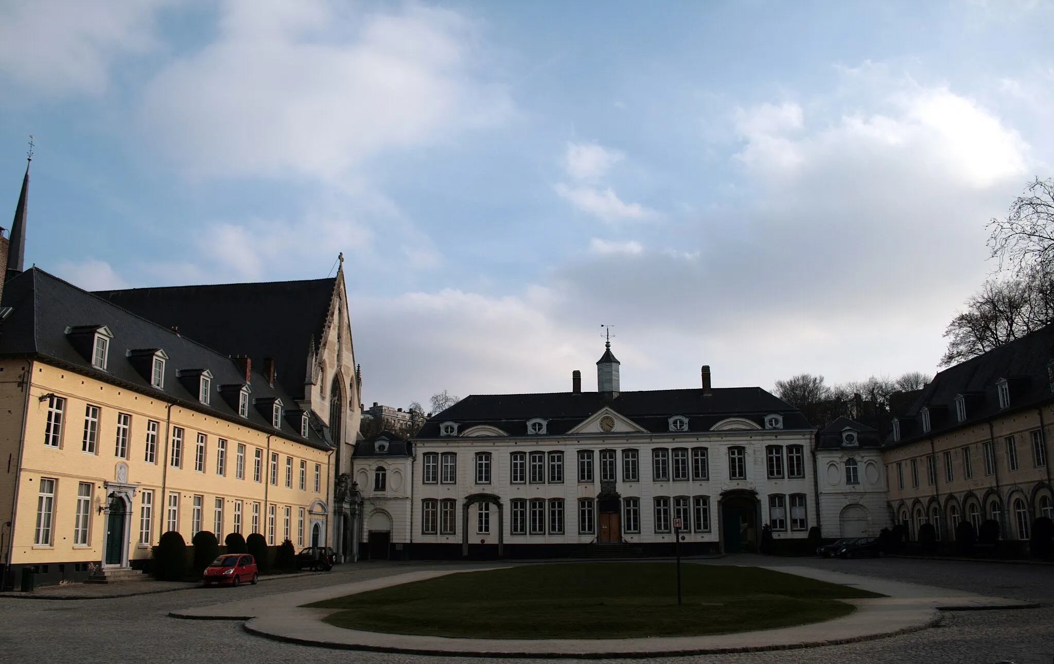 Photo showing: Ixelles (Belgium), the abbey palace, the main buildings, and the the "Cour d'honneur" of the previous de la Cambre Abbey.