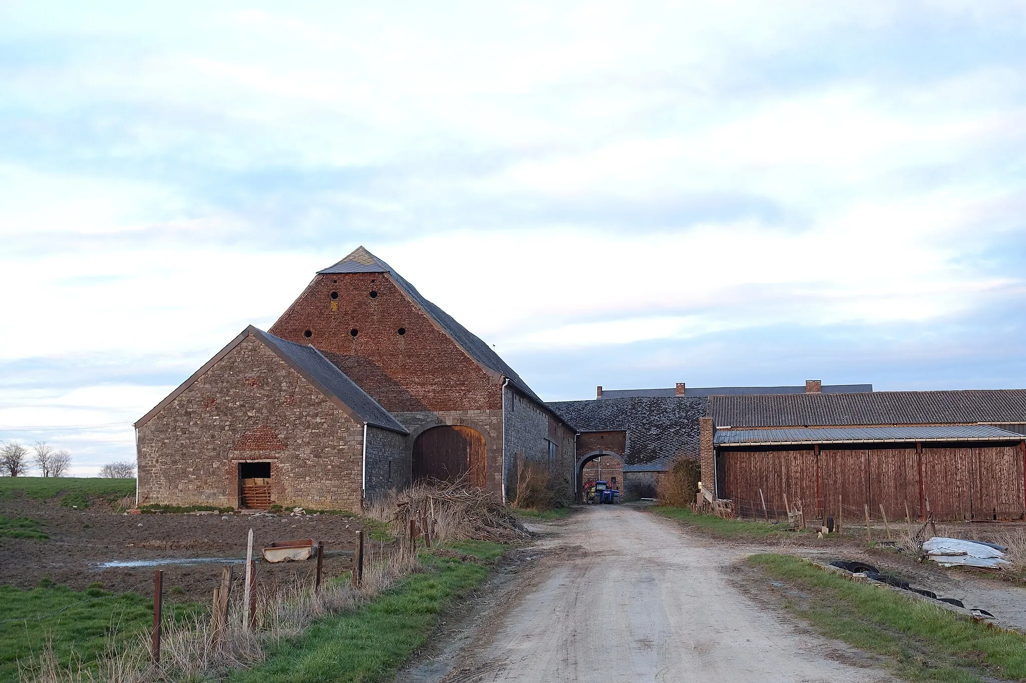 Photo showing: Ferme de l'Abbaye à Tillier (Fernelmont)