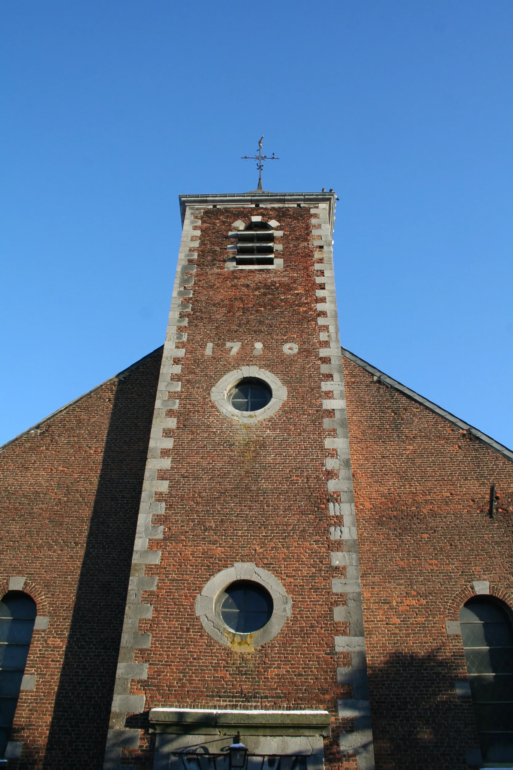 Photo showing: Waudrez (Belgium), the Saint Remy church (1780).