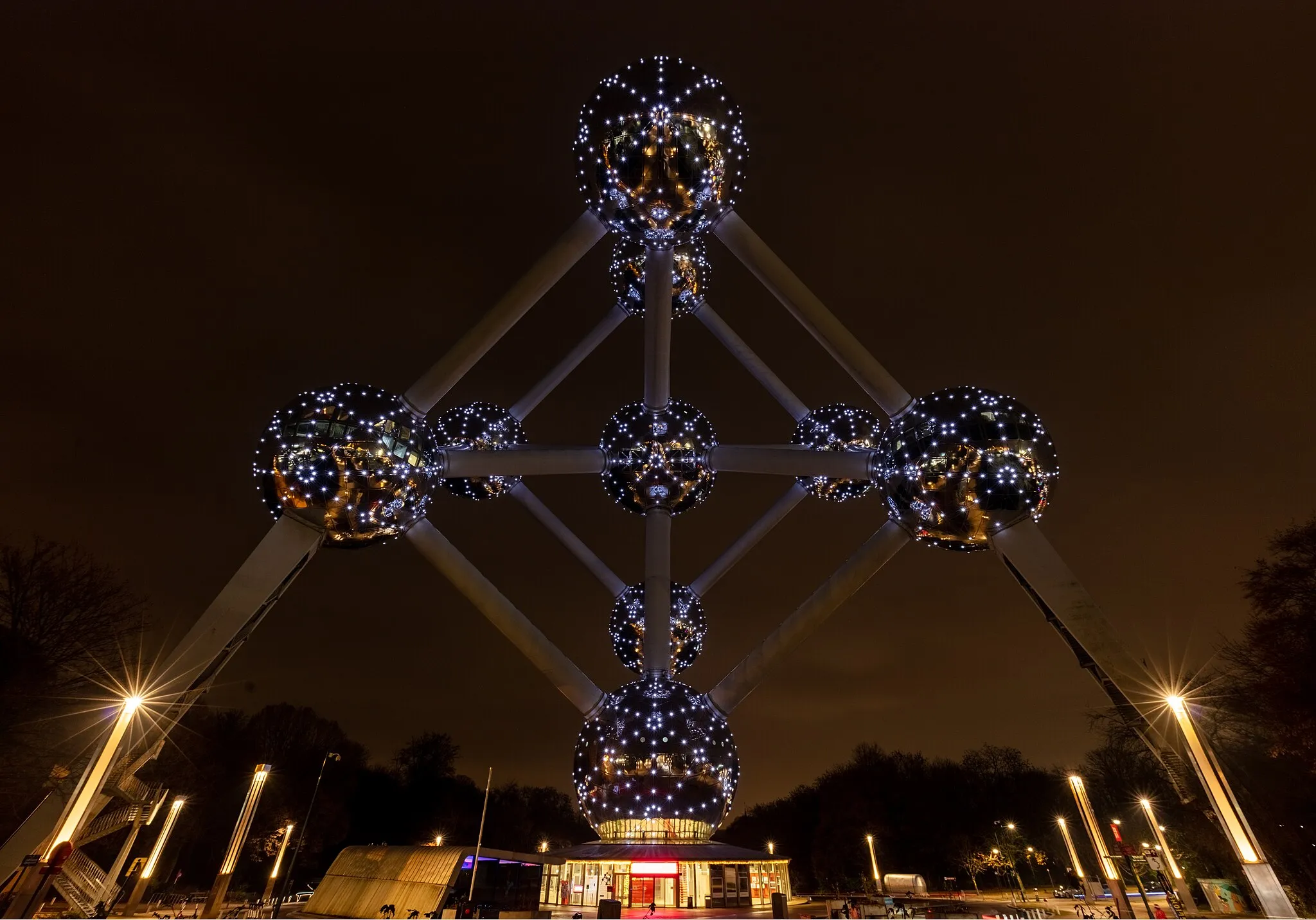 Photo showing: Atomium, Brussels, Belgium